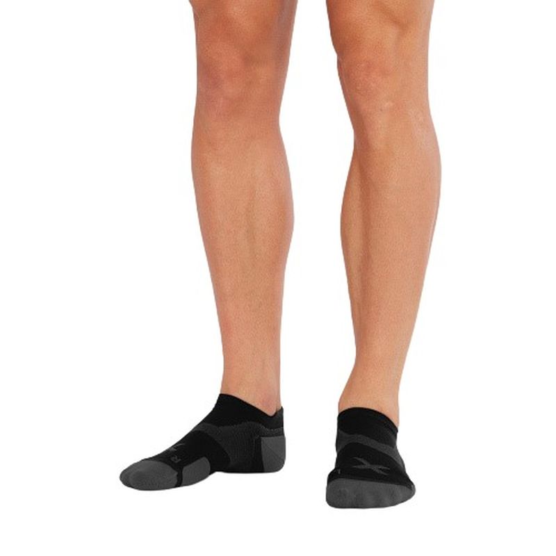 2XU Vectr Cushion No Show Socks for Running & Gym - Lightweight Breathable Athletic Socks for Men & Women - Perfect for Workouts, Training & Everyday Wear