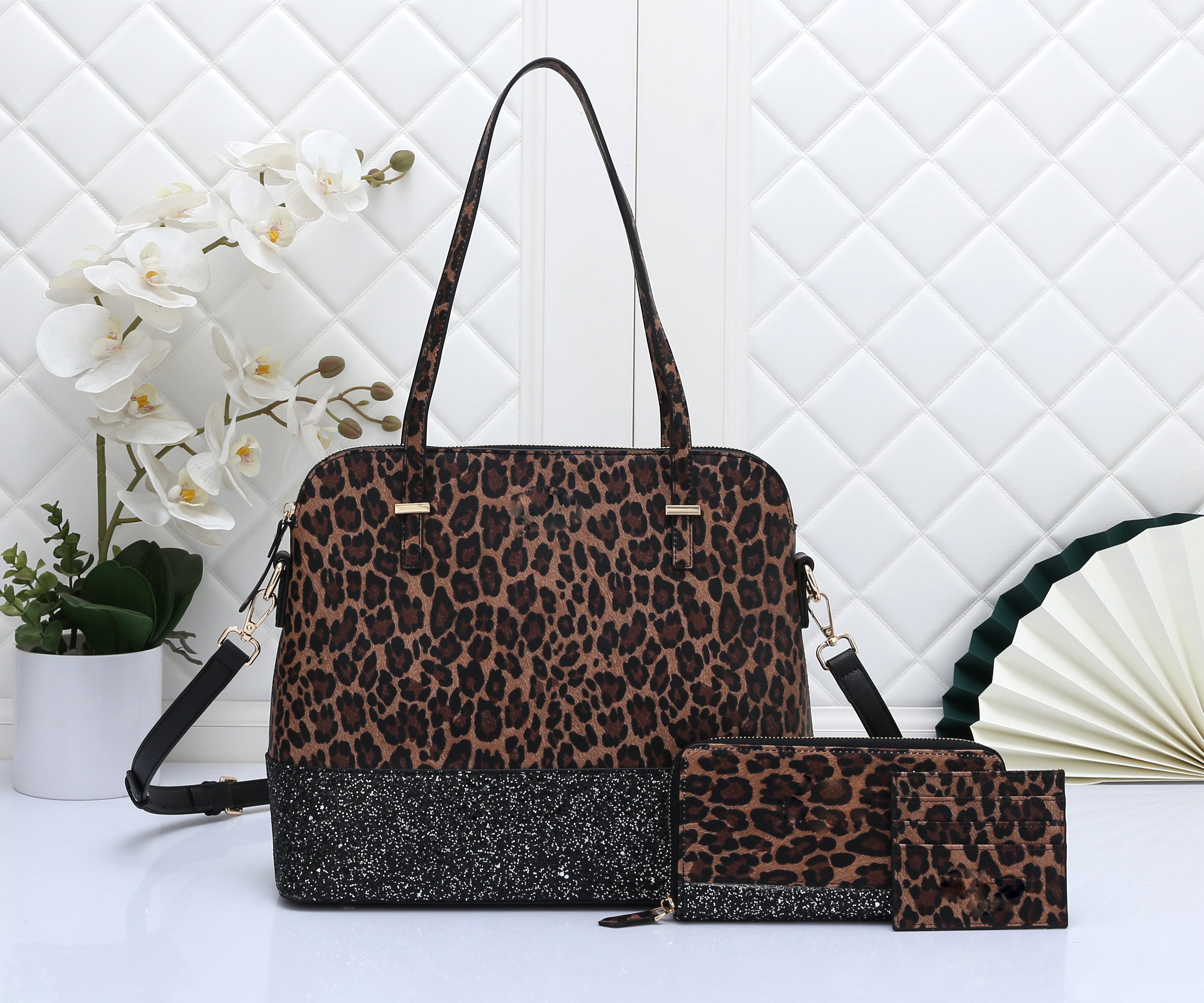 Stylish Shell Bag 3-Piece Set for Women - Trendy Beach Tote, Crossbody & Clutch - Perfect for Vacation, Travel & Summer Outfits