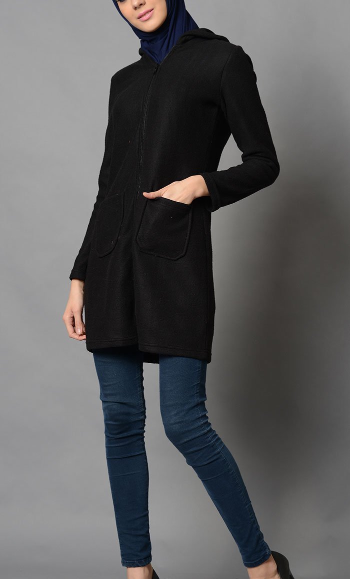 Premium Black Zip-Up Hoodie for Men & Women - Soft Fleece Lining, Adjustable Drawstring - Perfect for Casual Wear, Gym, and Outdoor Activities