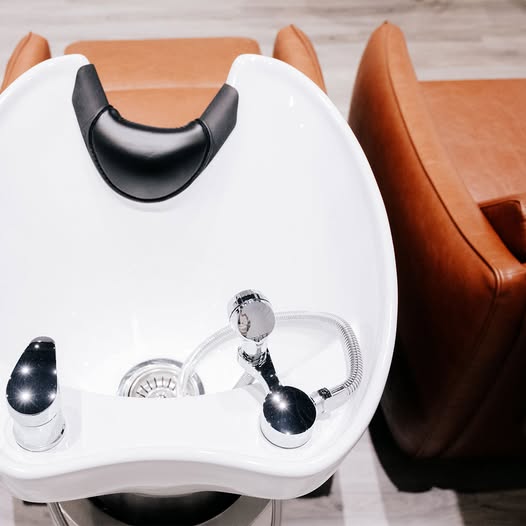Lanvain Taz Shampoo Unit Chair 135 - Professional Salon Hair Washing Chair for Barber Shops & Beauty Salons