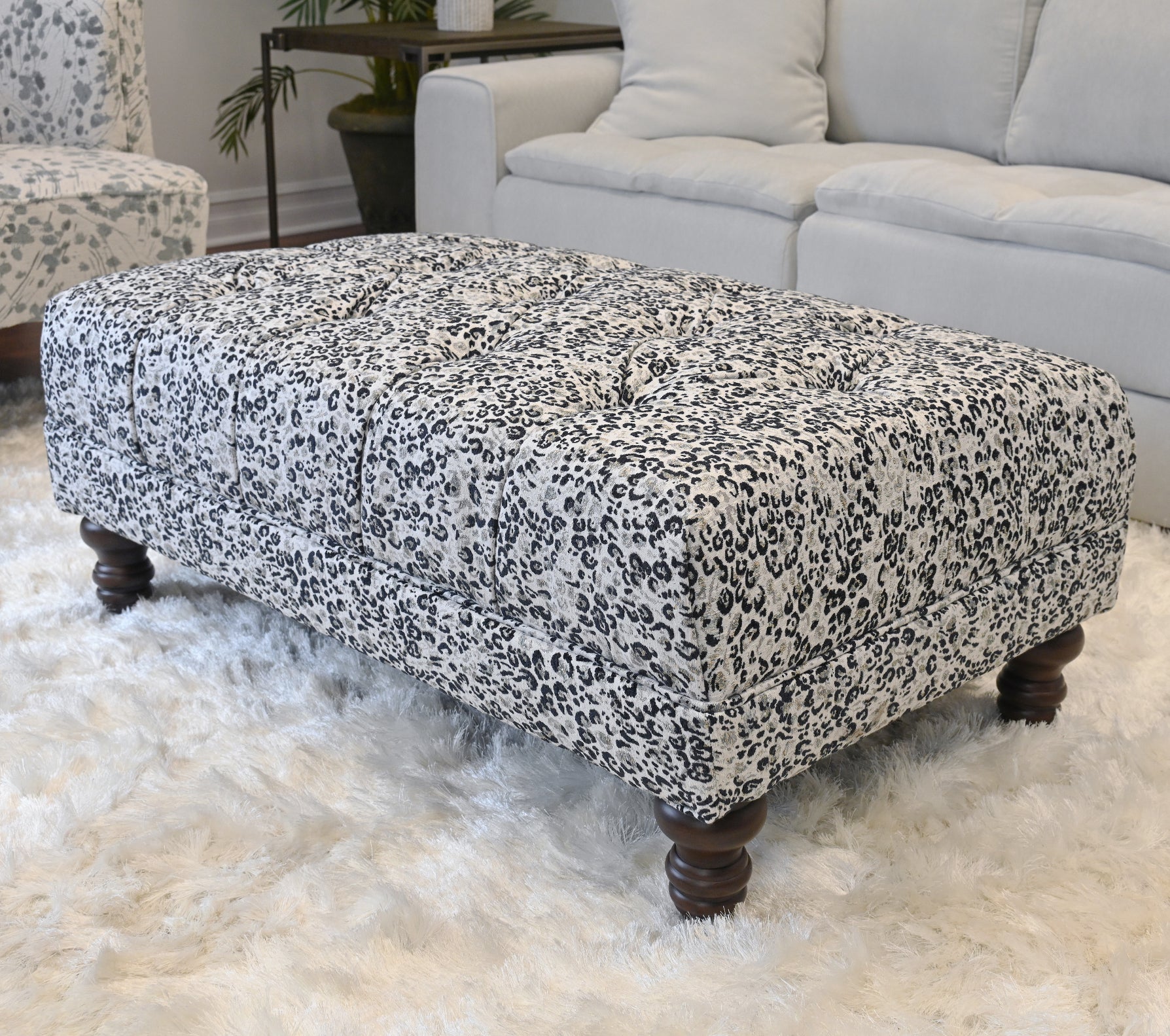 Roundhill Furniture Charbilia Fabric Tufted Cocktail Ottoman in Dexter Geyser - Stylish Living Room Footrest & Coffee Table for Modern Home Decor