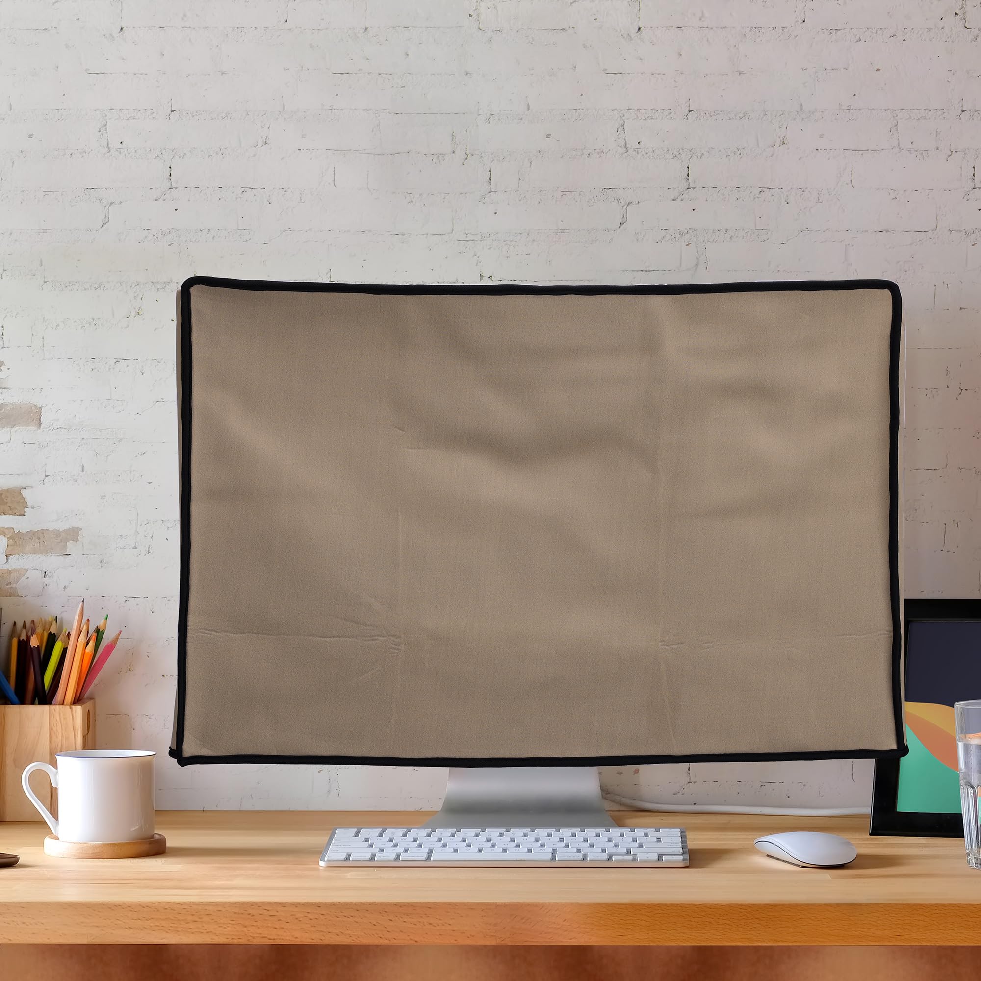 kwmobile Neoprene Dust Cover for 24-26 Inch Monitors - Computer Screen Protector & Display Case in Beige - Perfect for Home Office, Gaming Setup, and Workspace Protection