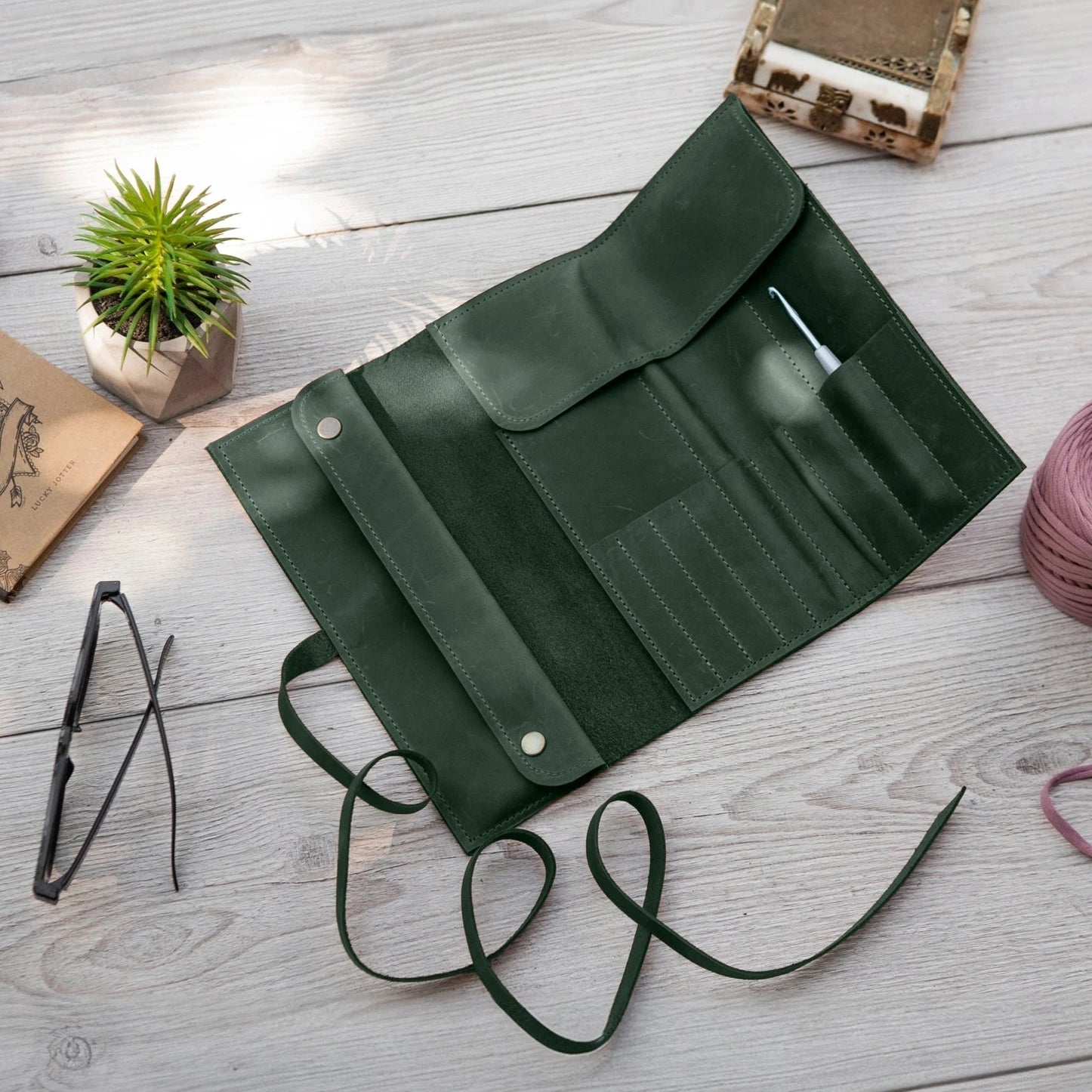 Premium Knitting Needle Roll Case - Durable Fabric Organizer for Circular & Straight Needles - Perfect for Travel, Storage & Knitting Projects (Gifts for Knitters)