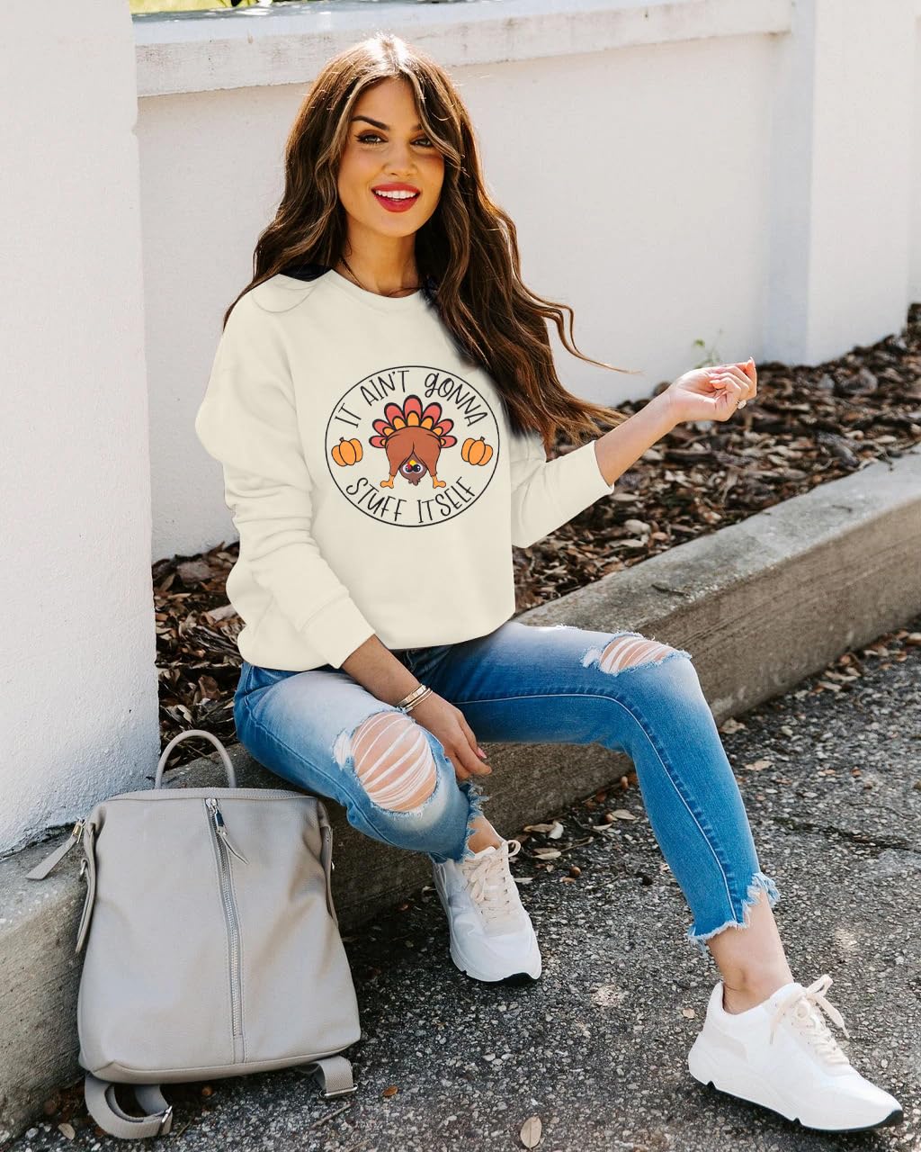 Funny Thanksgiving Sweatshirt for Women - 'It Ain't Gonna Stuff Itself' Turkey Graphic Pullover | Cute Holiday Gift & Family Gathering Outfit