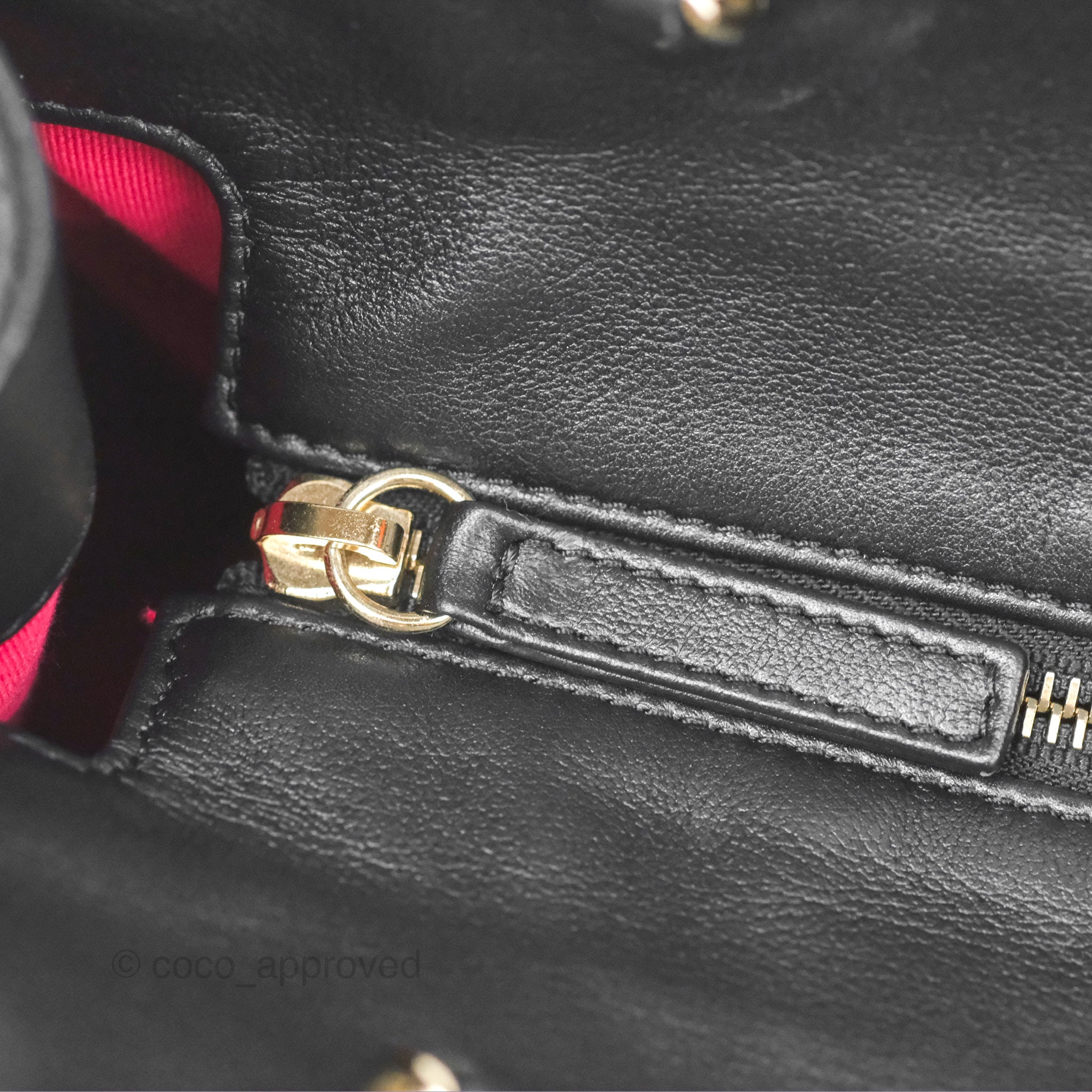 Chanel CC Zipped Shopping Tote Bag in Calfskin Leather with Gold Hardware - Luxury Handbag for Women, Perfect for Work, Travel & Everyday Use