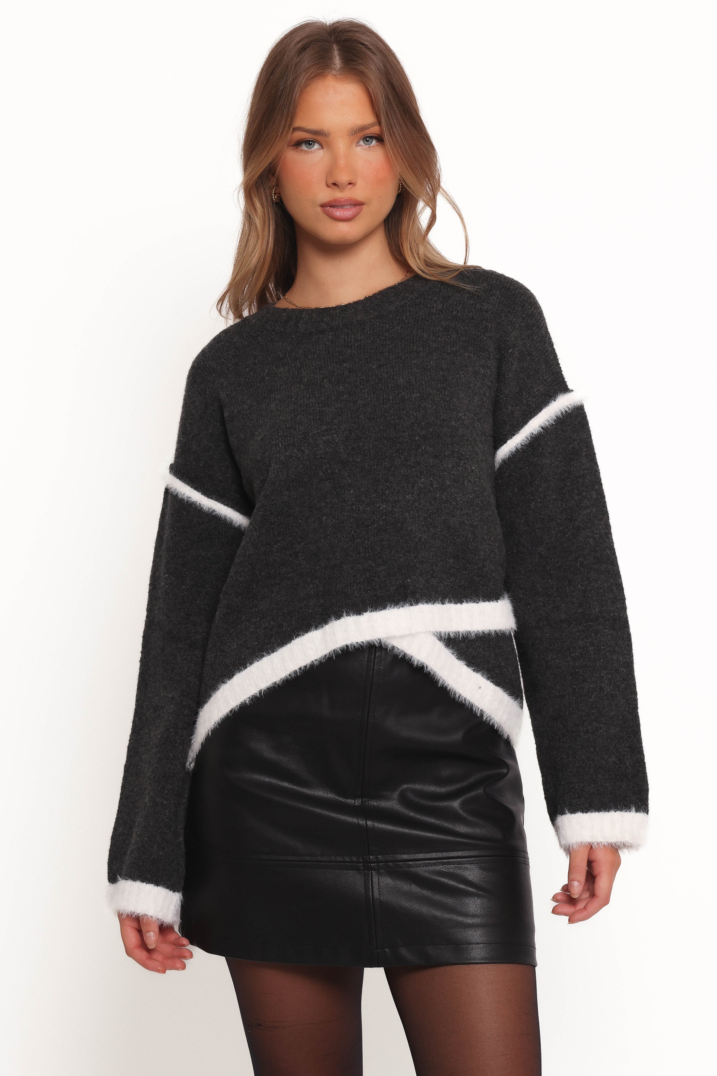 Ares Crossover Hem Knit Sweater for Women - Soft Grey Pullover with Stylish Asymmetrical Hem | Perfect for Casual Outings, Office Wear & Fall Layering
