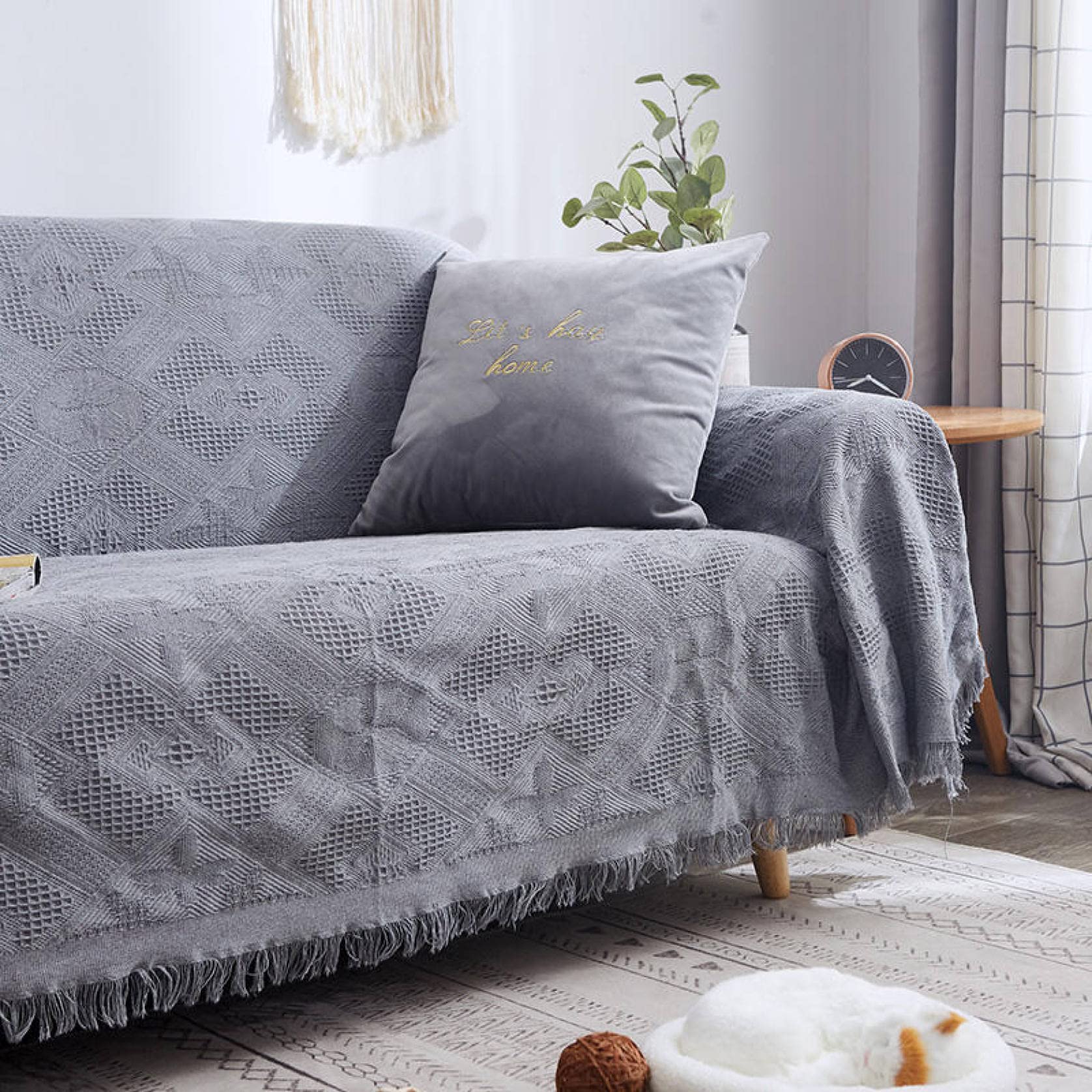 Stretchable Non-Slip Sofa Slipcover - U-Shaped Polyester Furniture Protector for Living Room Couches | Perfect for Pet Owners & Family Gatherings