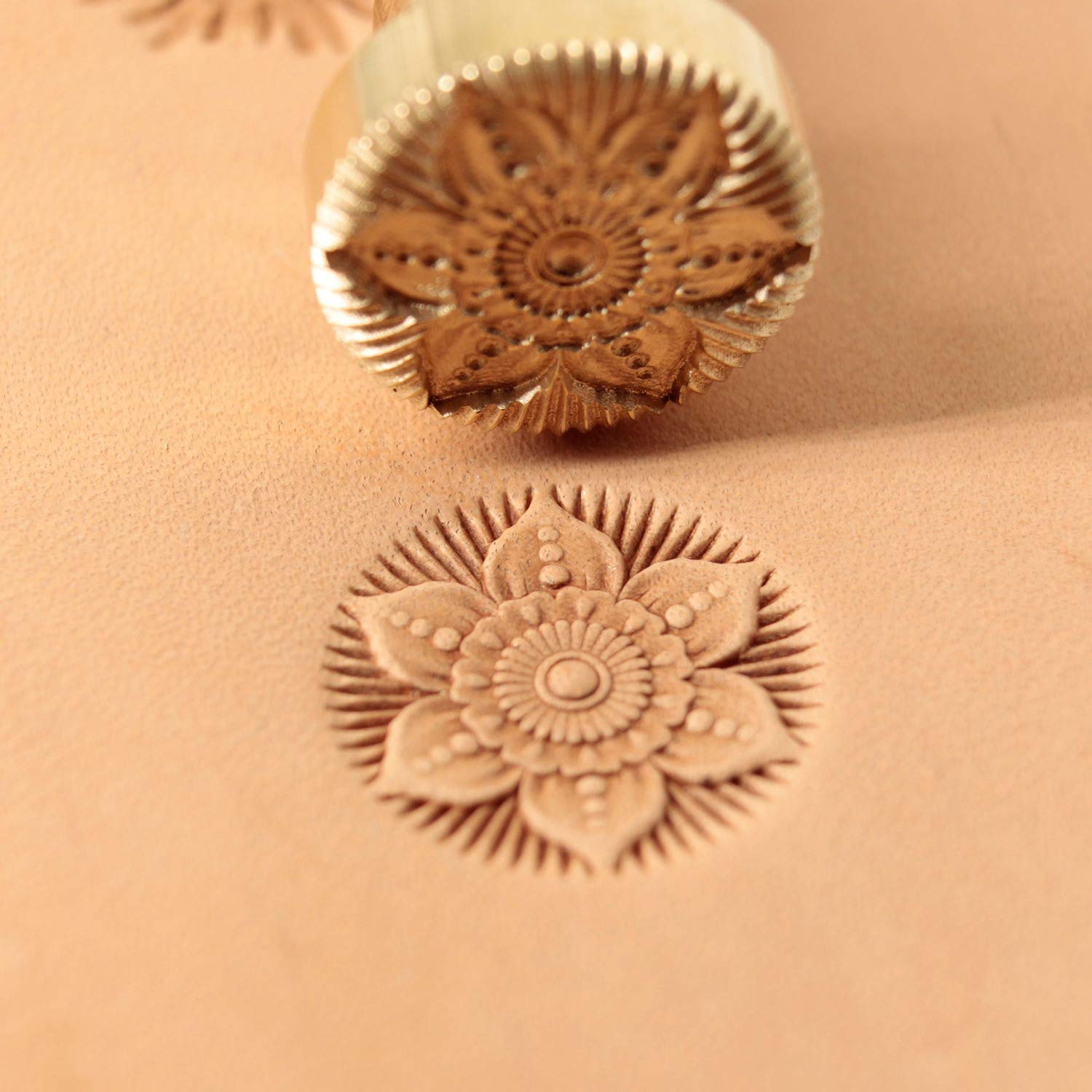 Premium Leather Stamp Tool for Floral Designs - #331 - Perfect for Leather Crafting, DIY Projects, and Handmade Gifts