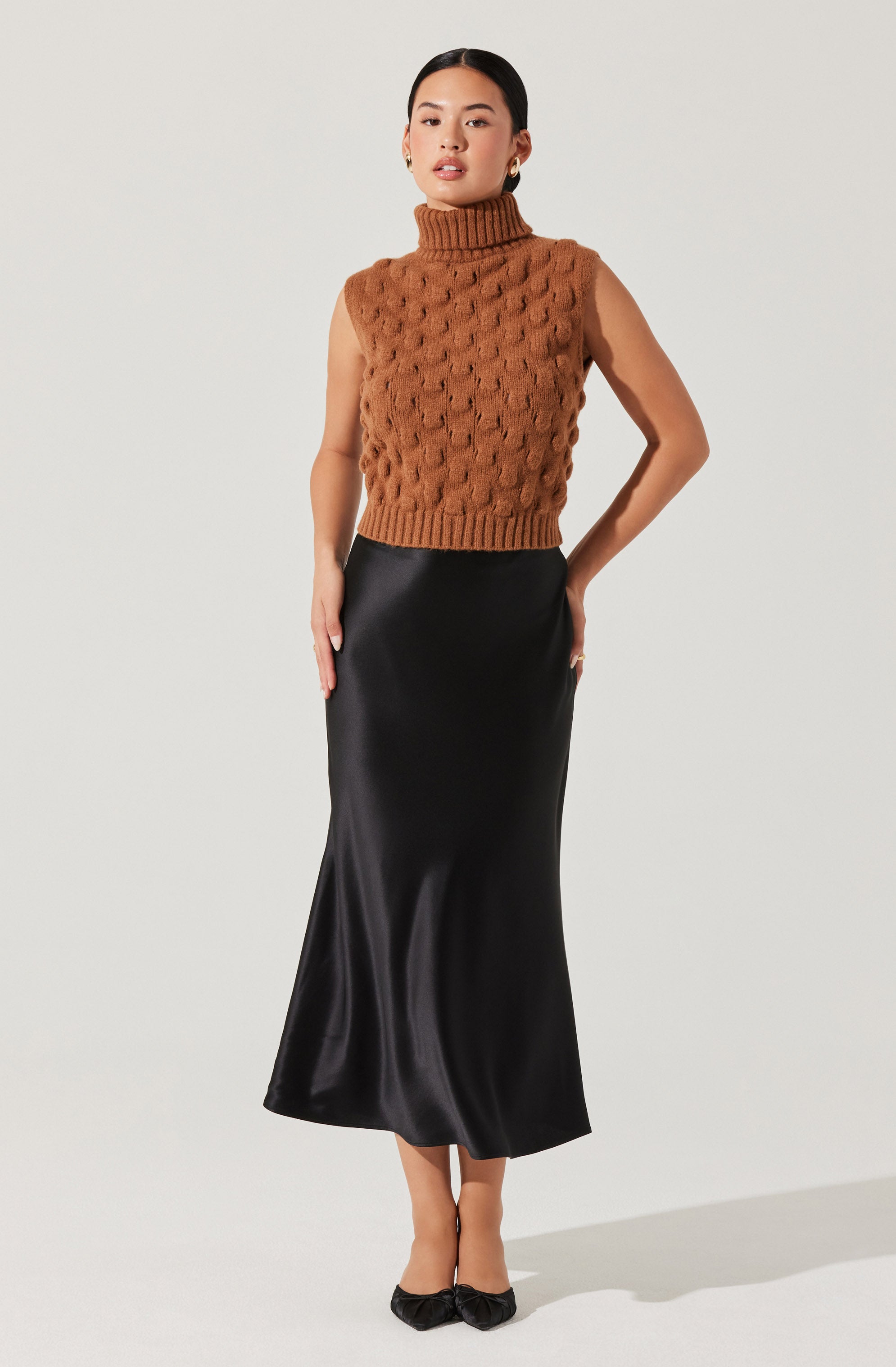 Textured Turtleneck Sweater Vest for Women - Cozy Knit Pullover Sleeveless Top - Winter Layering Piece for Office, Date Night & Casual Outfits