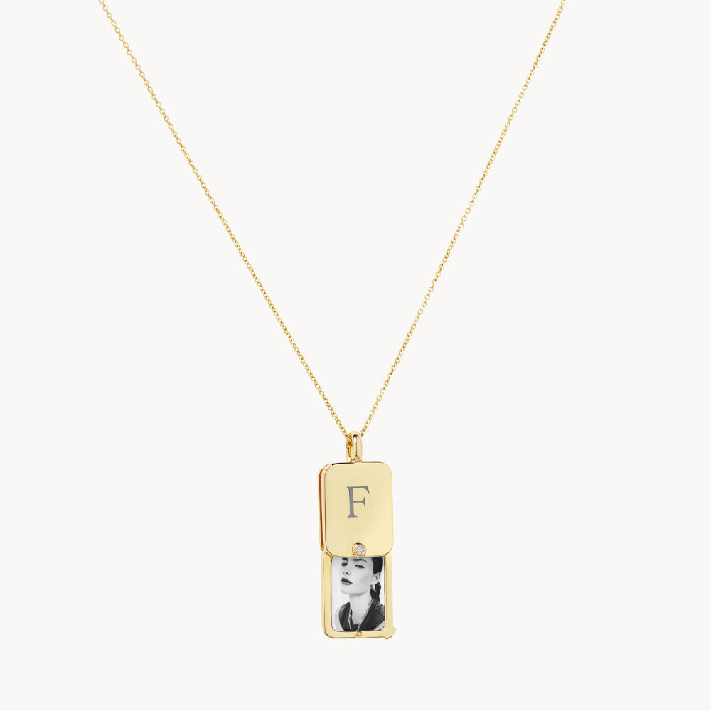 Personalized Engravable Rectangle Flip Locket Necklace in 18K Gold - Perfect for Anniversary Gifts, Valentine's Day & Keepsake Jewelry