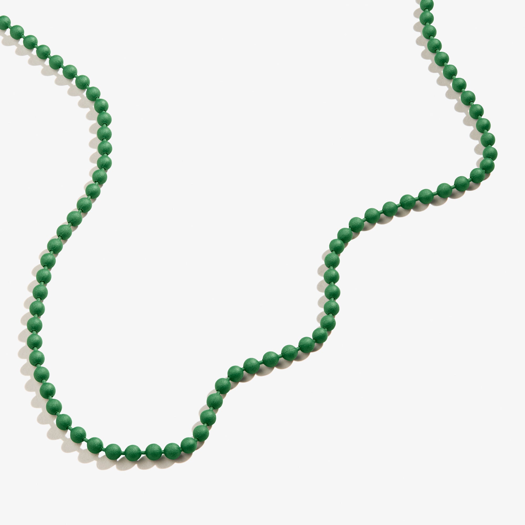 Stylish Green Ball Chain Necklace for Women & Men - Trendy Beaded Jewelry for Casual Wear, Parties & Gifts