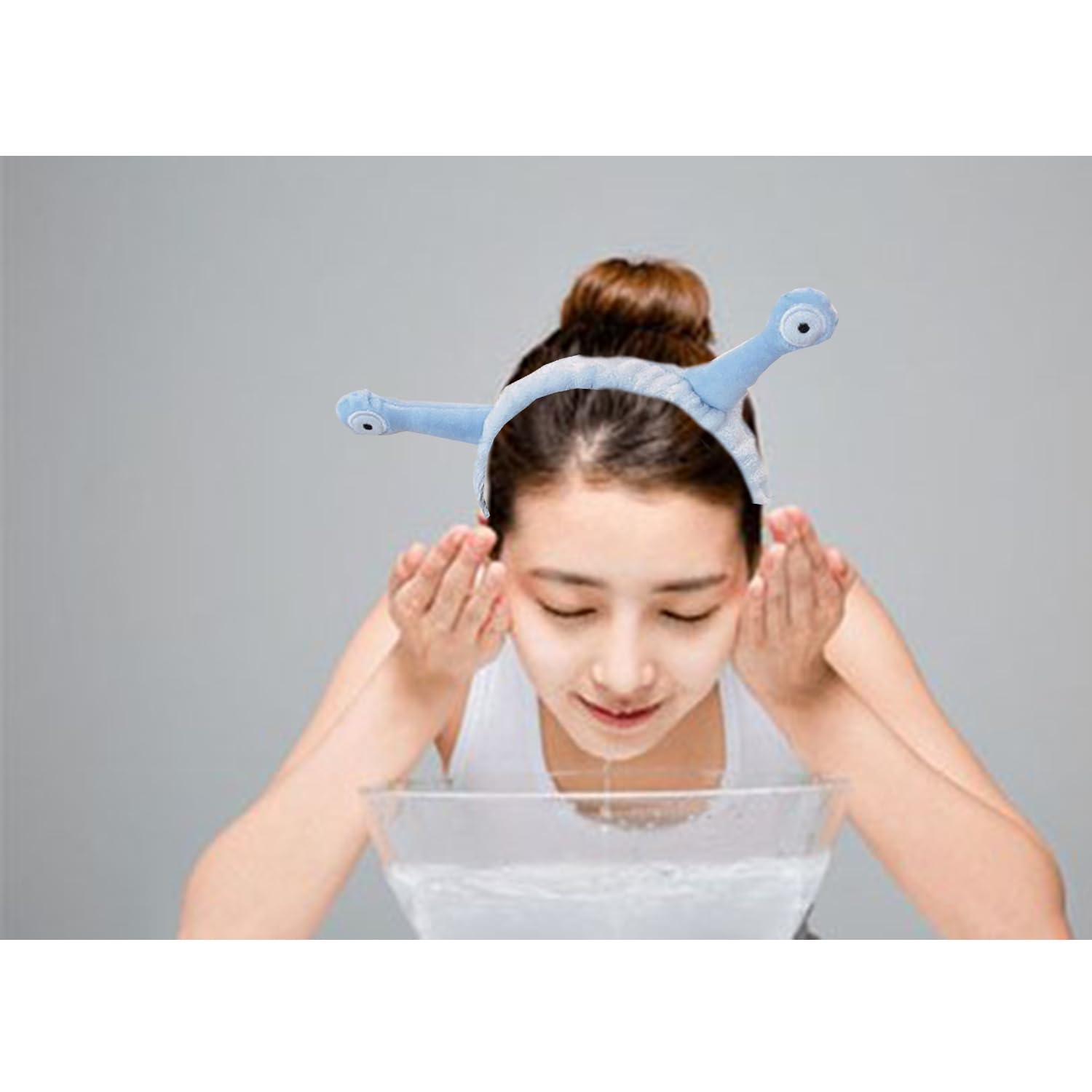 Bohue 3Pcs Soft Plush Spa Headband Set - Cute Snail Design Elastic Hair Band for Washing Face, Skincare, Shower & Spa - Perfect for Women's Beauty Routine, Makeup, and Relaxation at Home