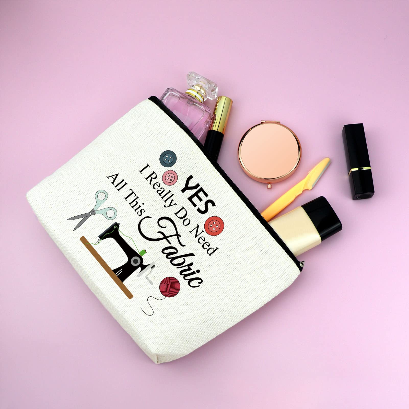 Quilting Lovers Gifts for Women - Premium Sewing-Themed Makeup Bag for Quilters, Moms & Aunts | Perfect Cosmetic Pouch for Travel, Mother's Day & Birthday Presents | Ideal for Sewing Enthusiasts & Daily Use