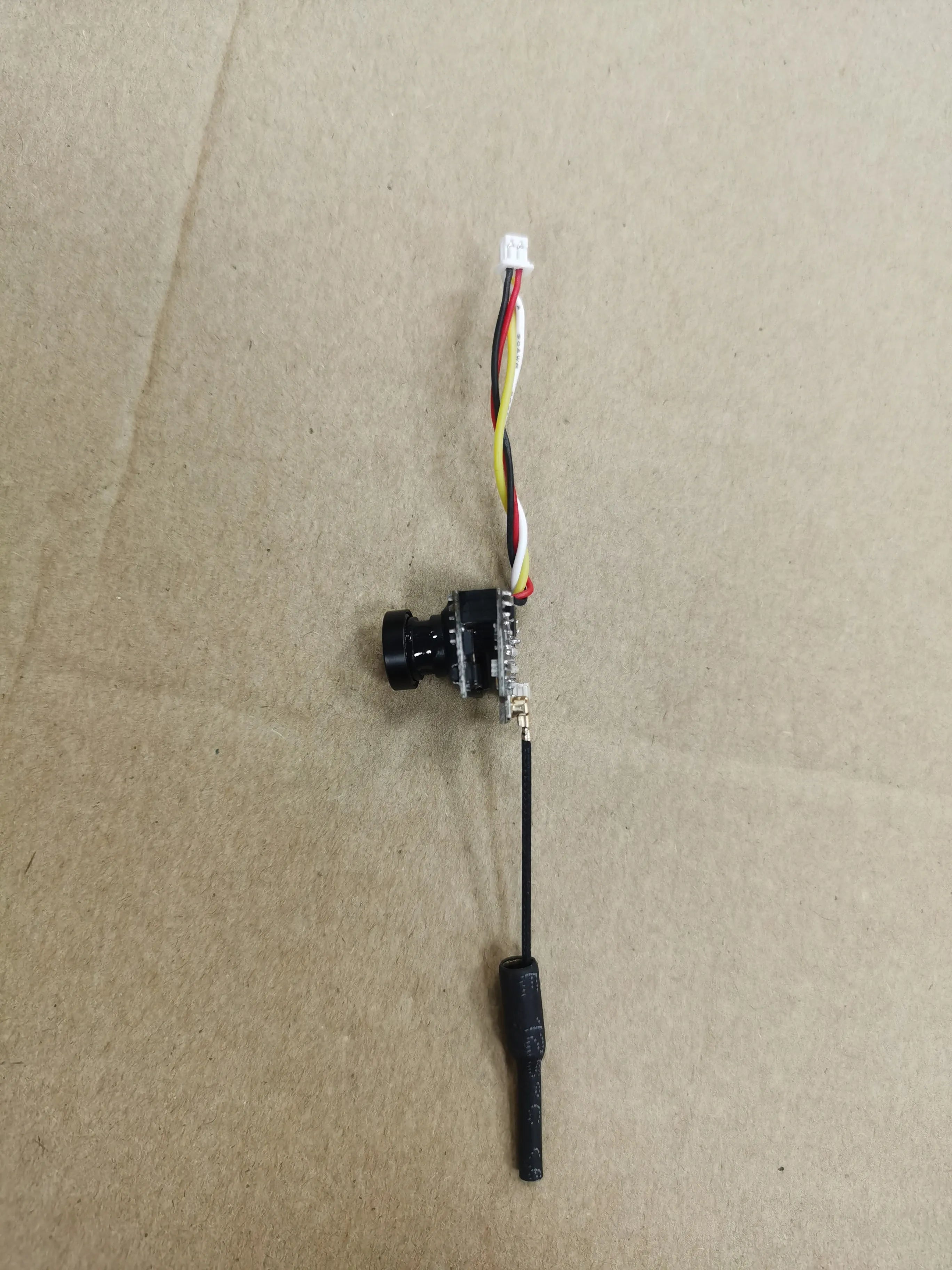 Mini AIO FPV Camera 5.8G 40CH 25mW 800TVL Video Transmitter for Drone Racing and Aerial Photography - Lightweight HD FPV System with Low Latency Transmission