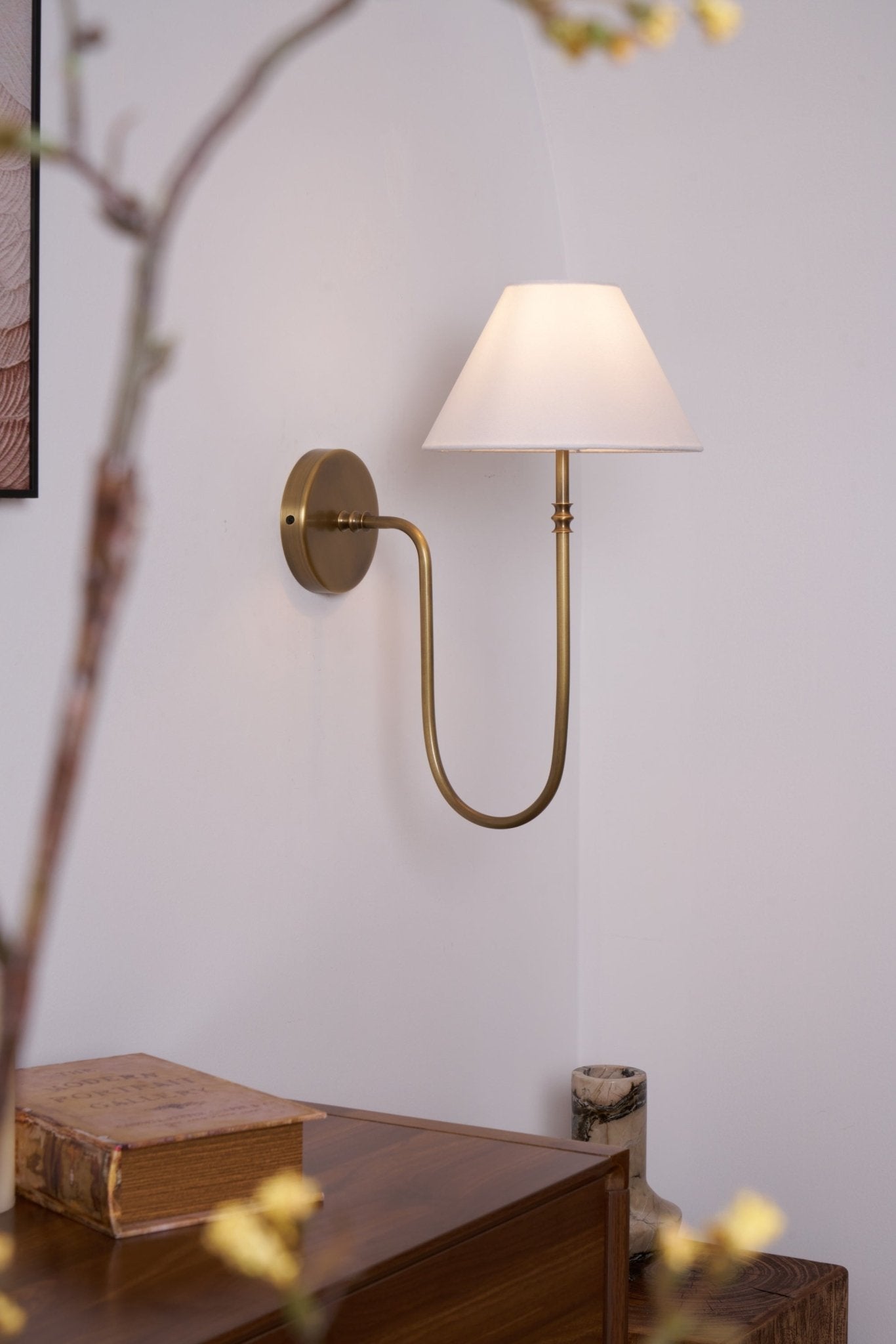 Collins Wall Light - Modern LED Sconce for Bedroom, Living Room & Hallway - Energy Efficient Indoor Lighting Fixture - Perfect for Home Decor & Ambient Lighting