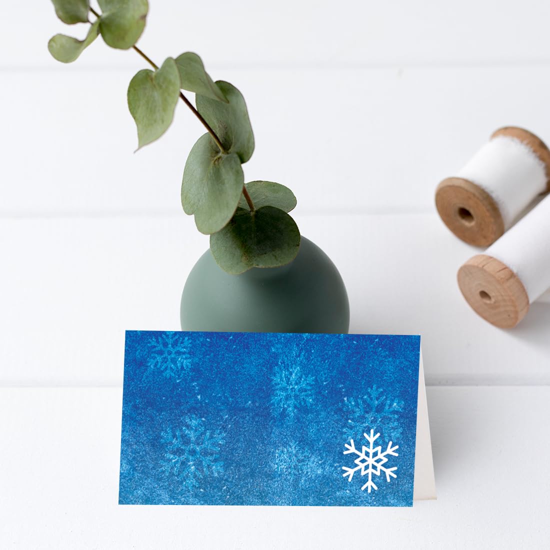 Printable Birthday Table Tent Place Cards - Frozen Snowflake Design, 20-Pack Blank Name Cards for Baby Showers, Graduations & Events | Perfect for Wedding Seating, School Parties & Buffet Food Labels