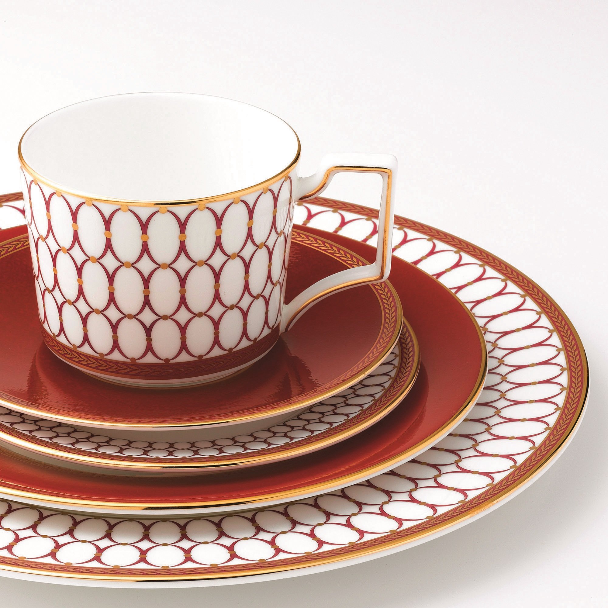 Renaissance Red 5-Piece Dinner Plate Set - Elegant Ceramic Plates for Fine Dining, Wedding, and Holiday Table Settings