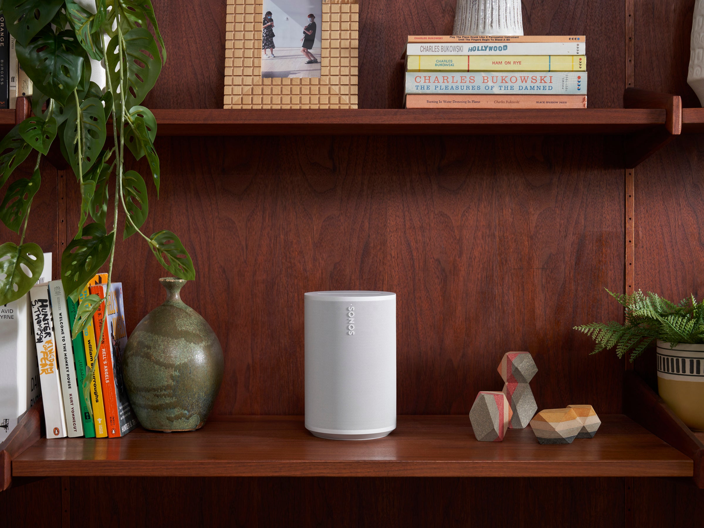 Sonos Era100 Wireless Smart Speaker for Home - Premium Sound, Voice Control, Multi-Room Audio | Perfect for Living Room, Bedroom, or Home Office