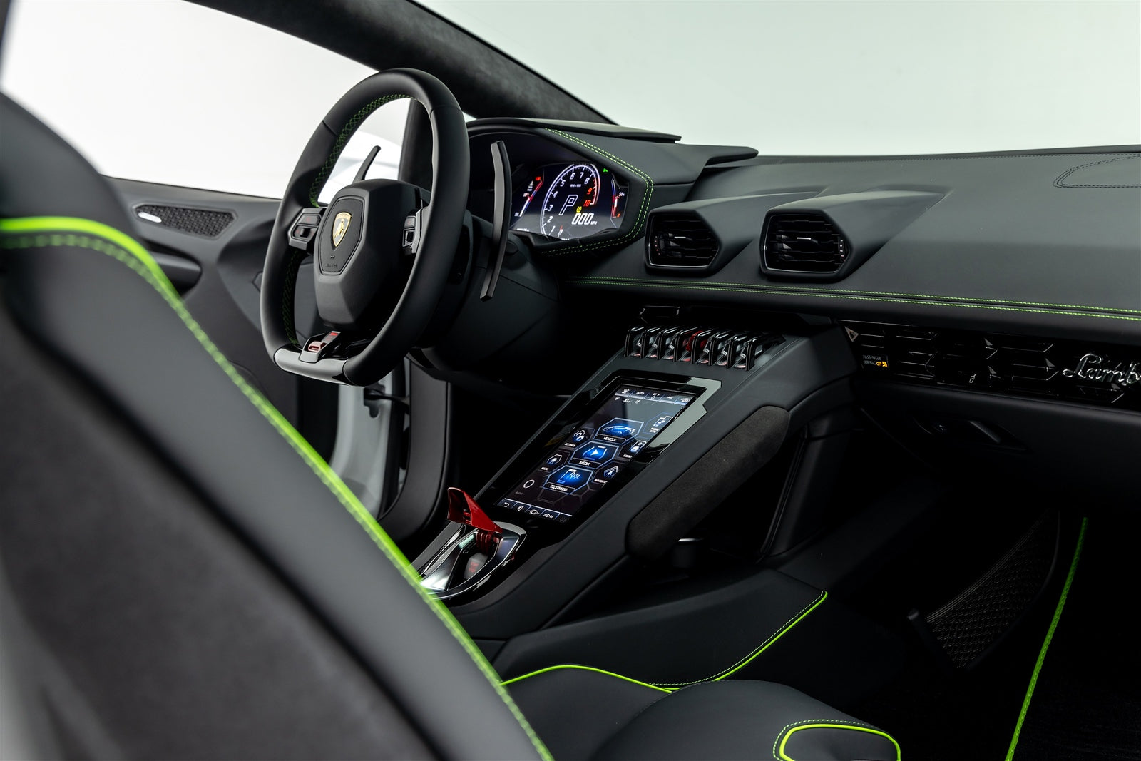 Lamborghini Huracan EVO 2WD Monza Aero Program CB 01 - High Performance Sports Car for Racing Enthusiasts | Perfect for Track Days and Supercar Events