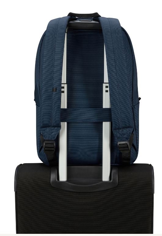 American Tourister Brightup Backpack - Lightweight Travel Backpack for Men & Women, Durable School & College Backpack with USB Charging Port - Perfect for Commuting, Hiking & Business Trips