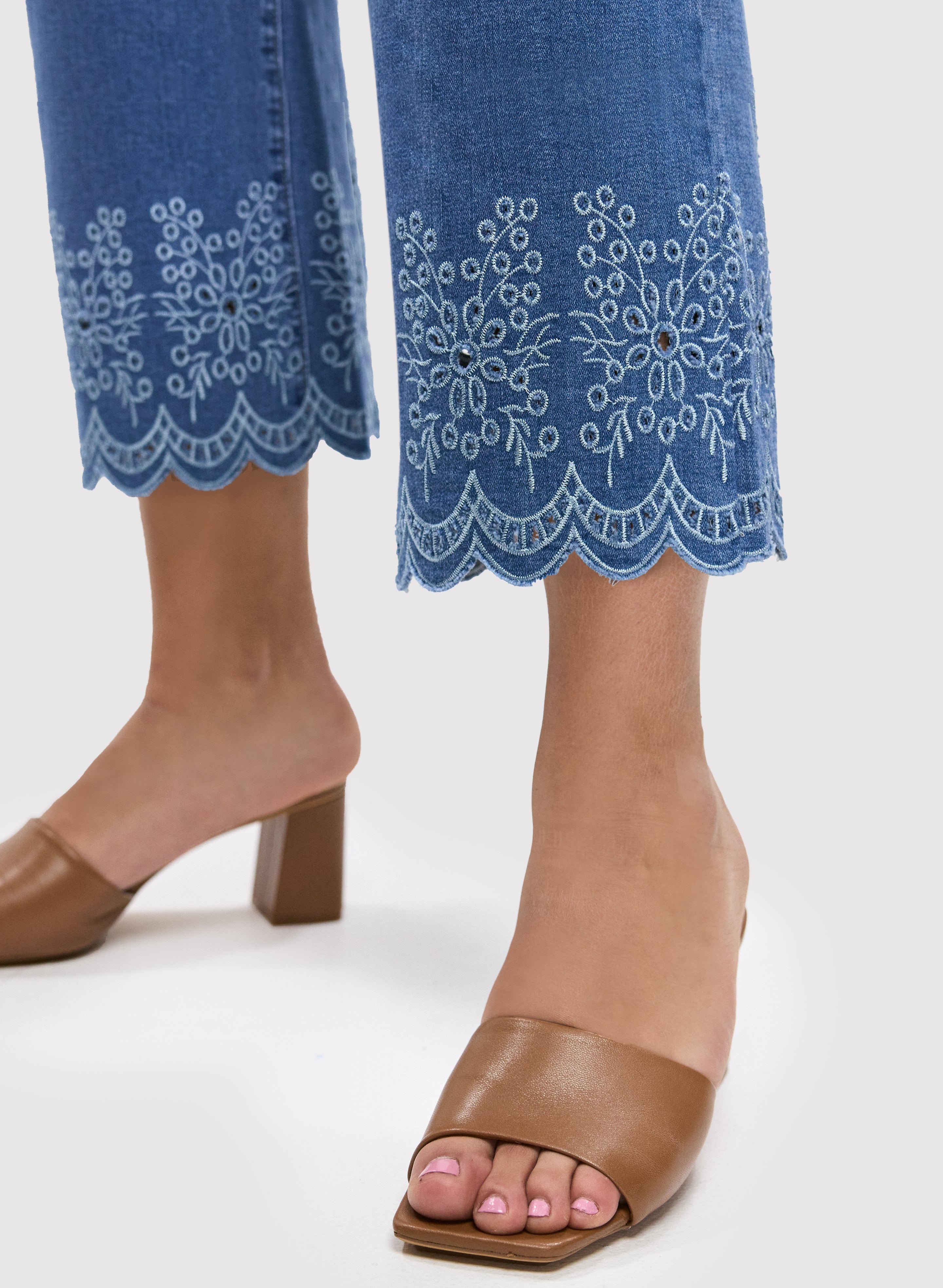 Embroidered Hem Capri Jeans for Women - Stretch Denim Pants with Floral Design | Perfect for Summer Outfits & Casual Wear
