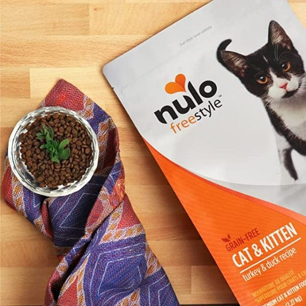 Nulo Freestyle Grain-Free Dry Cat Food for Adult Cats & Kittens - Turkey & Duck Recipe - High Protein, Natural Ingredients for Healthy Growth & Digestion - Perfect for Indoor & Outdoor Cats