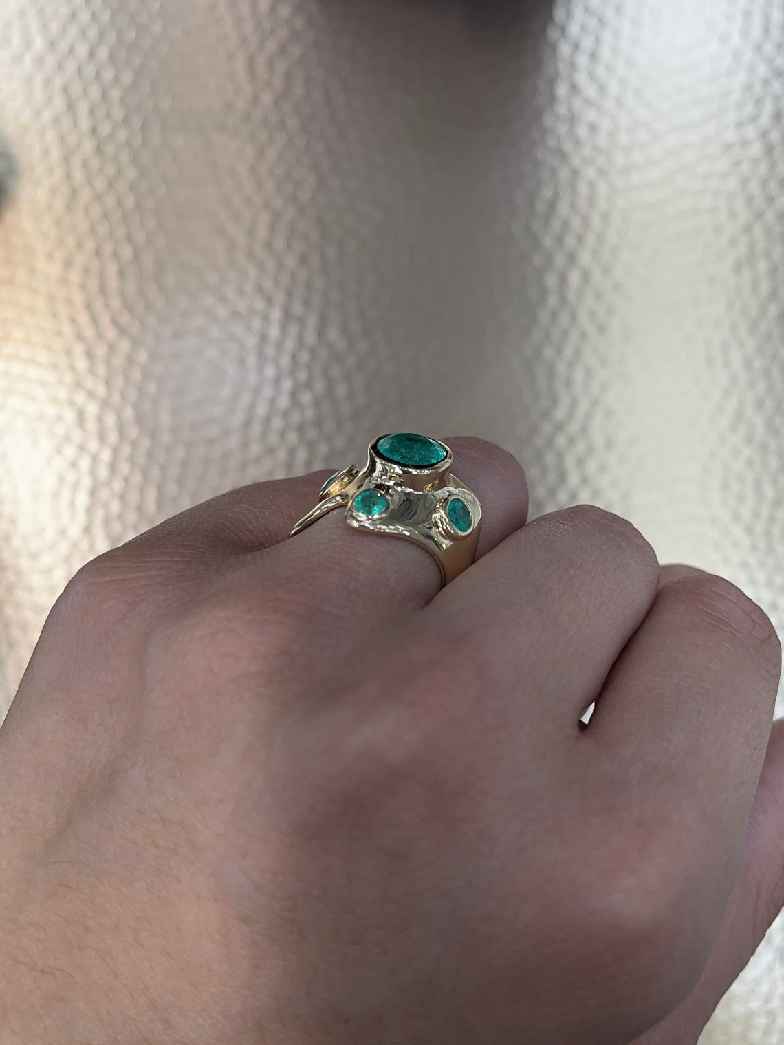 3.59tcw Colombian Emerald Round Cut Chunky Bezel Set 14K Yellow Gold Ring for Women | Vintage Inspired Jewelry Gift for Anniversary, Engagement & Special Occasions