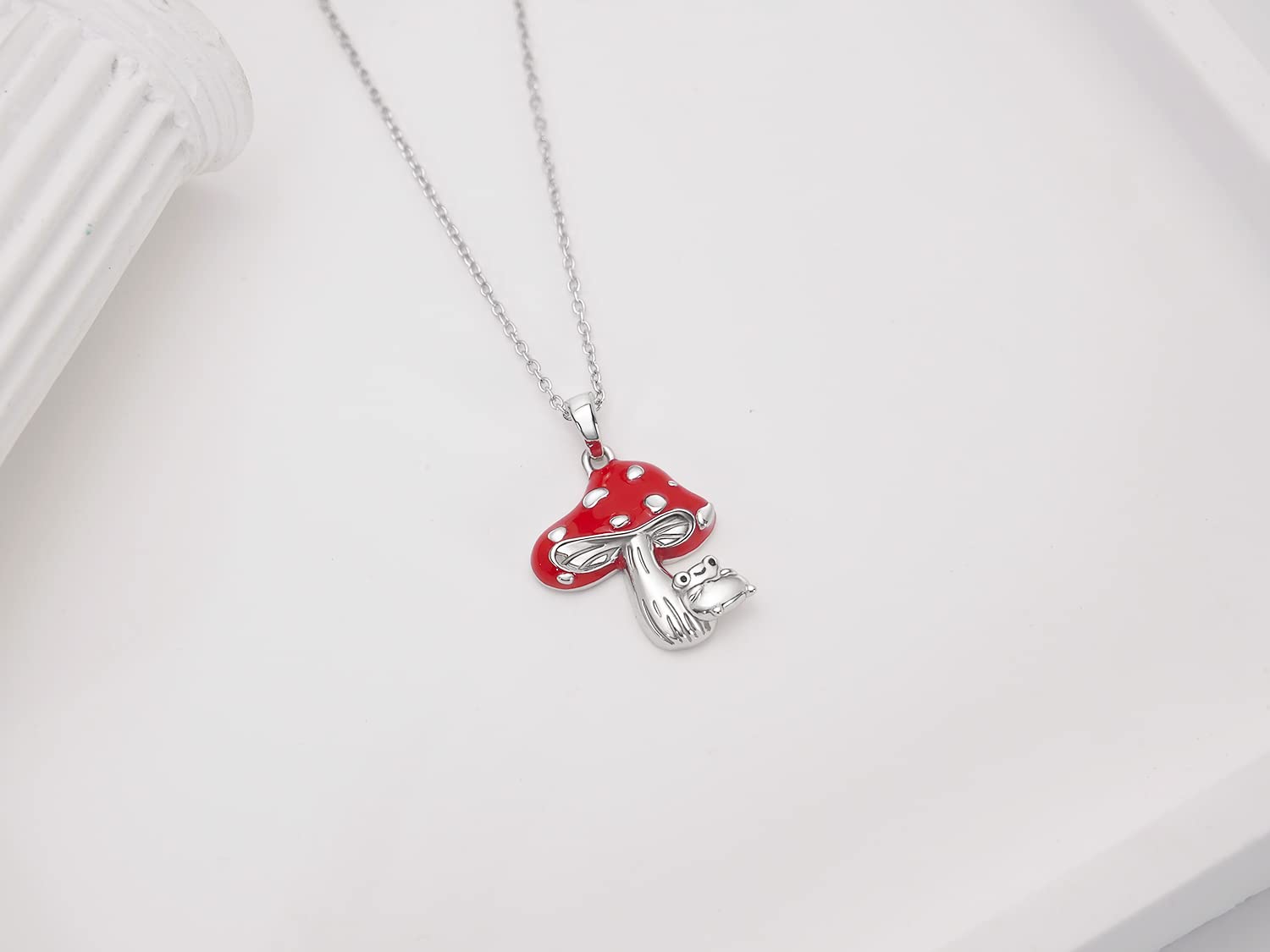 925 Sterling Silver Mushroom & Frog Pendant Necklace - Elegant Nature-Inspired Jewelry Gift for Women - Perfect for Casual Wear, Boho Fashion & Outdoor Adventures