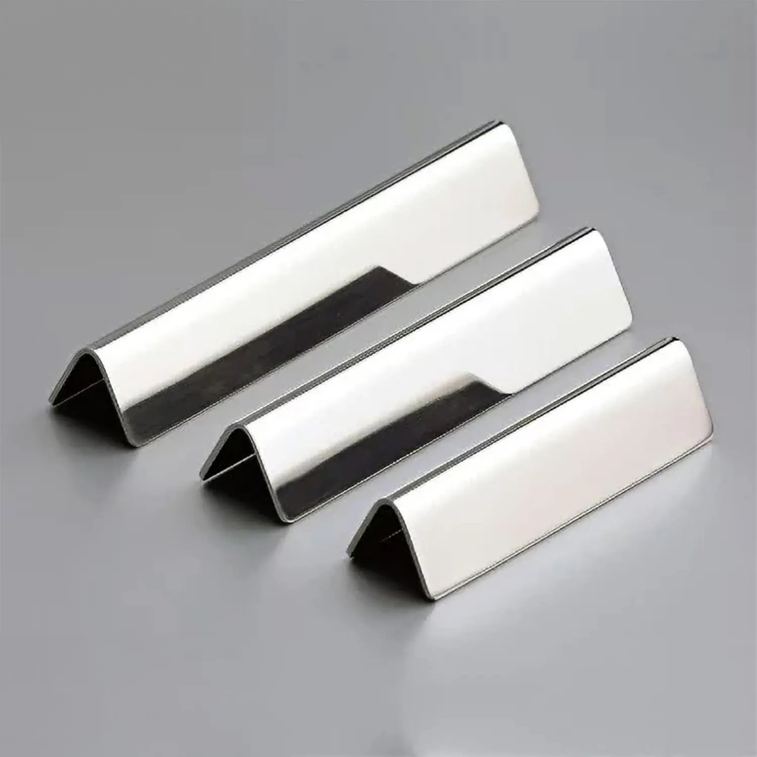 Luckywood Stainless Steel Knife Fork Spoon Rest - Triangle Mirror Finish Cutlery Holder for Dining Table, Kitchen, Restaurant & Gift Use