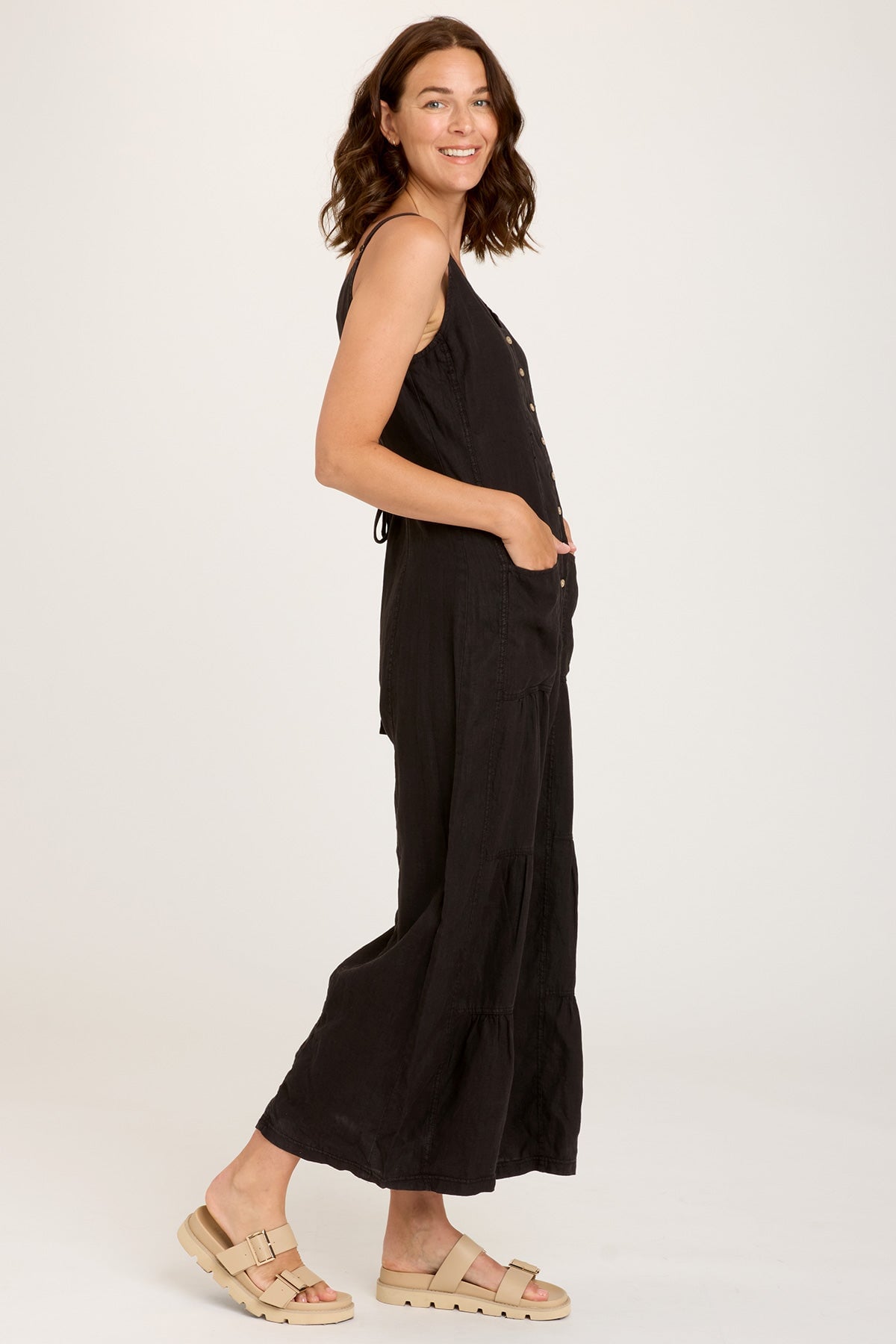 Stylish Macauley Crop Jumpsuit for Women - Trendy Summer Romper with Pockets | Perfect for Beach, Vacation & Casual Outings