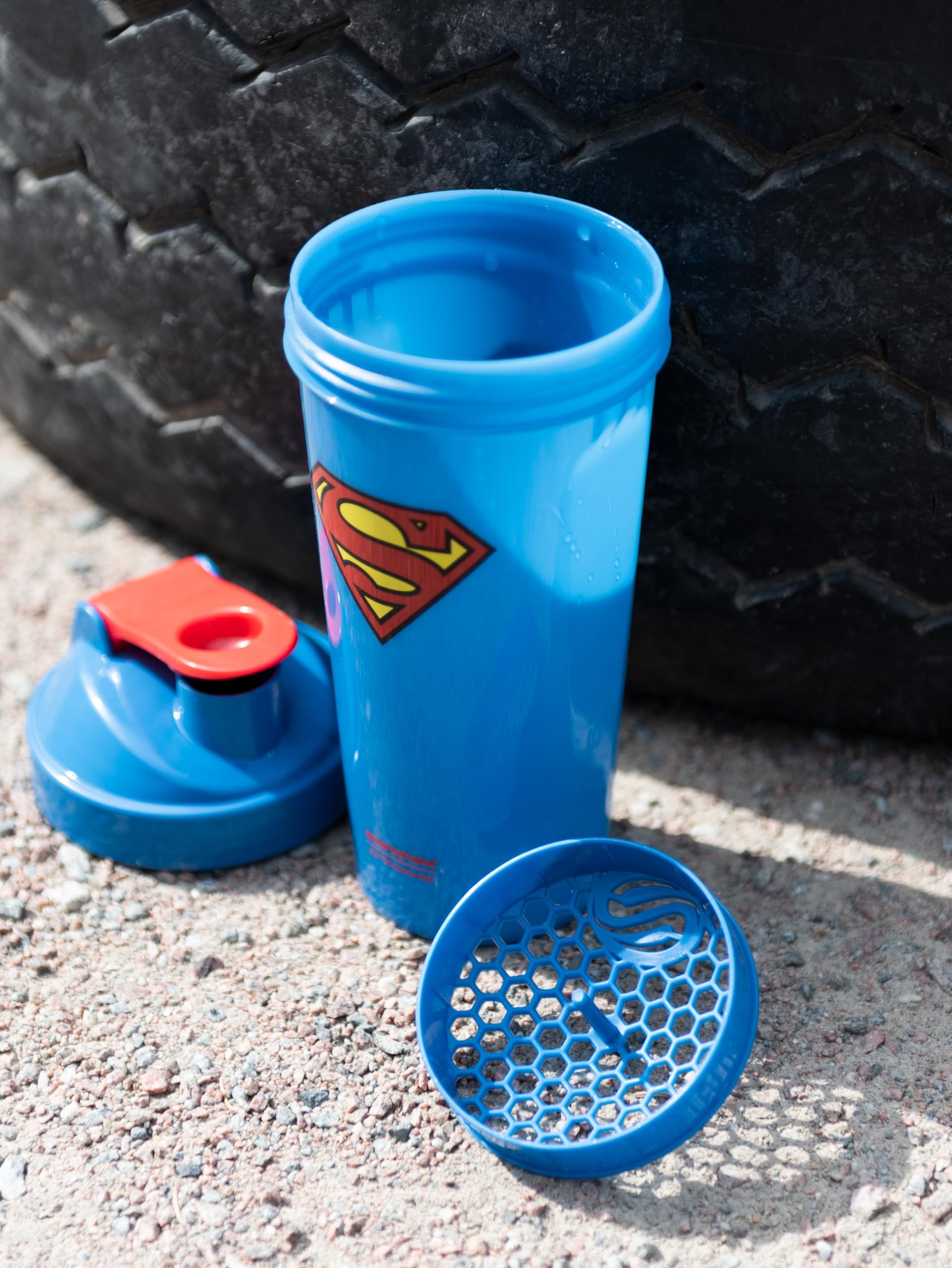 Smartshake Lite Justice League Superman Protein Shaker Bottle 800ml - BPA Free Leakproof Gym Water Bottle for Protein Powder & Workout Drinks | DC Comics Superman Gifts for Men | Perfect for Gym, Fitness Training & Superhero Fans