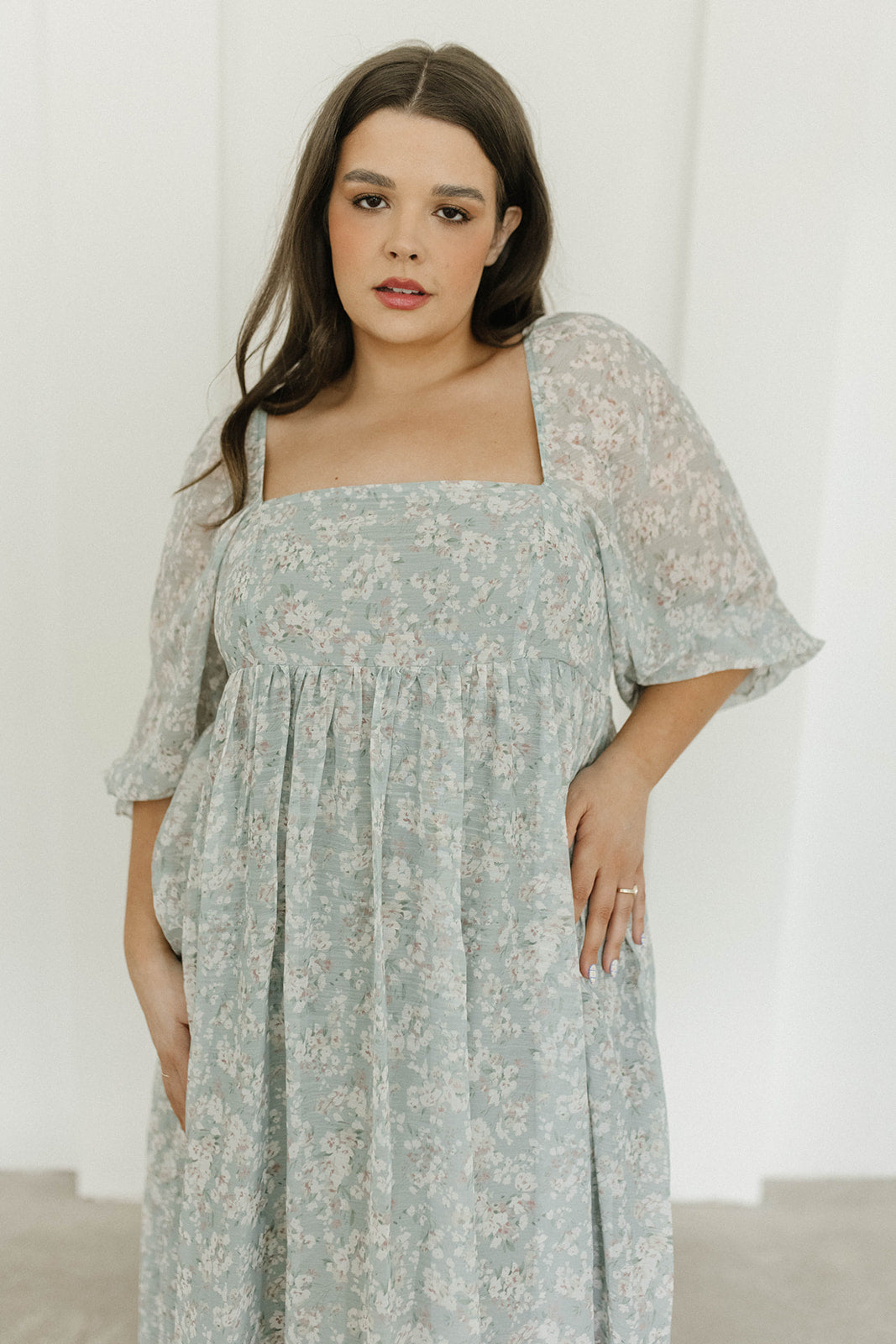 Elegant Sage Green Floral Smocked Maxi Dress for Women - Bump Friendly Maternity & Inclusive Sizing (S-3XL) - Perfect for Summer Weddings, Beach Vacations & Casual Outings