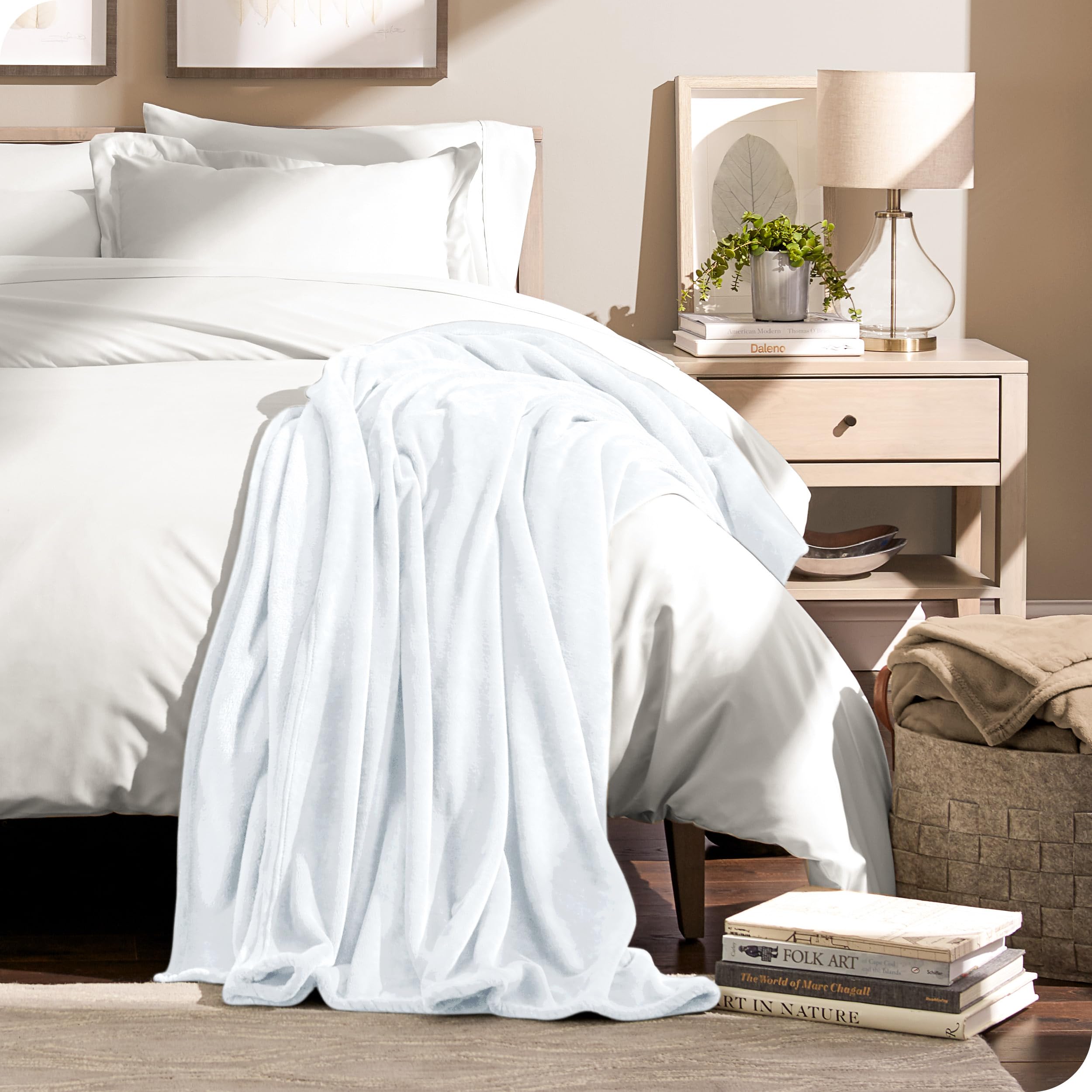 Bare Home Ultra Soft Fleece Blanket - King Size White Microplush Throw Blanket for Bed, Sofa & Couch | Cozy Warm Blanket for Movie Nights, Camping, Travel & Home Decor | Lightweight & Plush