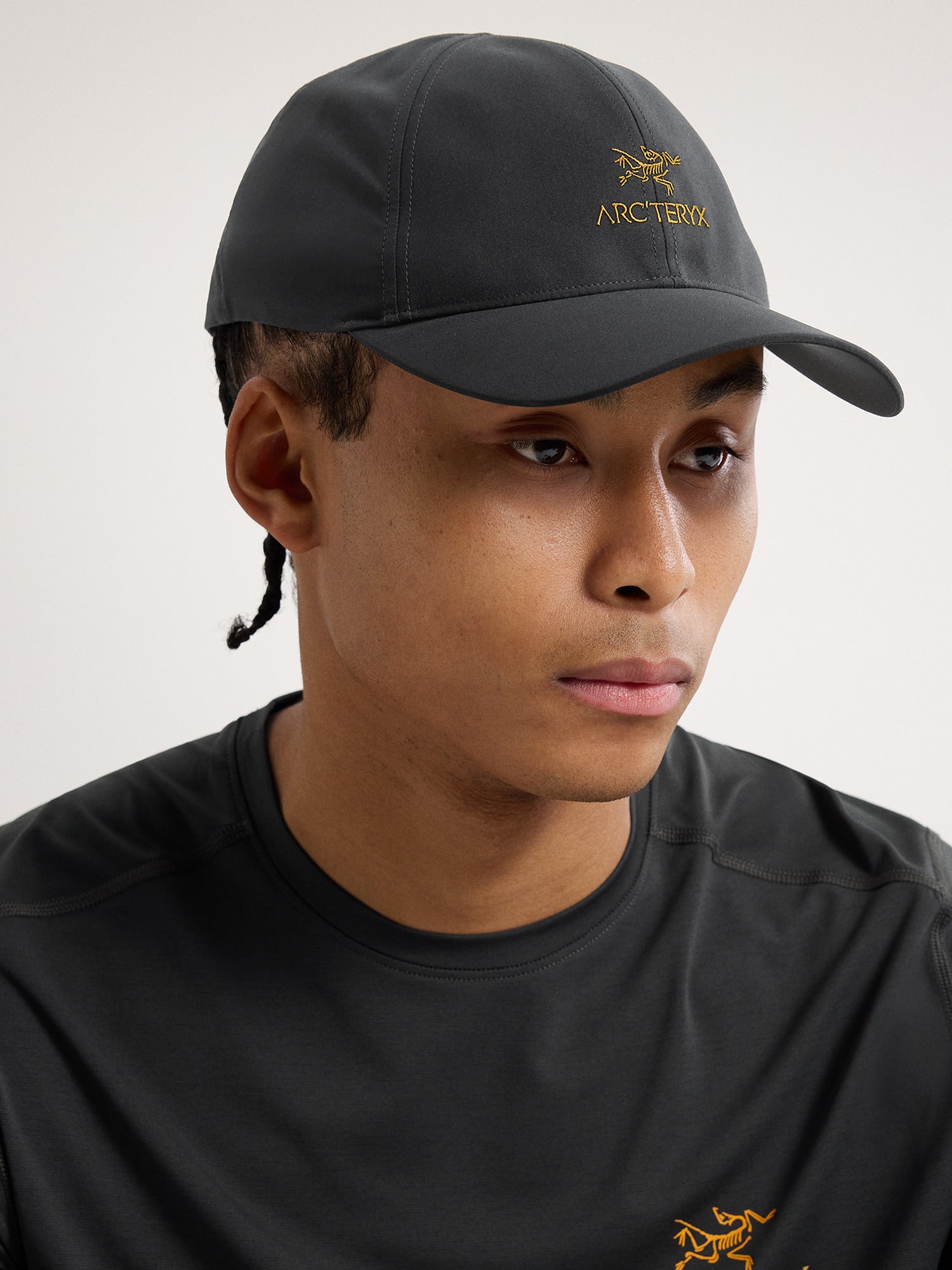 Stylish Bird Word Cap - Trendy Baseball Hat for Men & Women - Perfect for Outdoor Activities, Sports, and Casual Wear