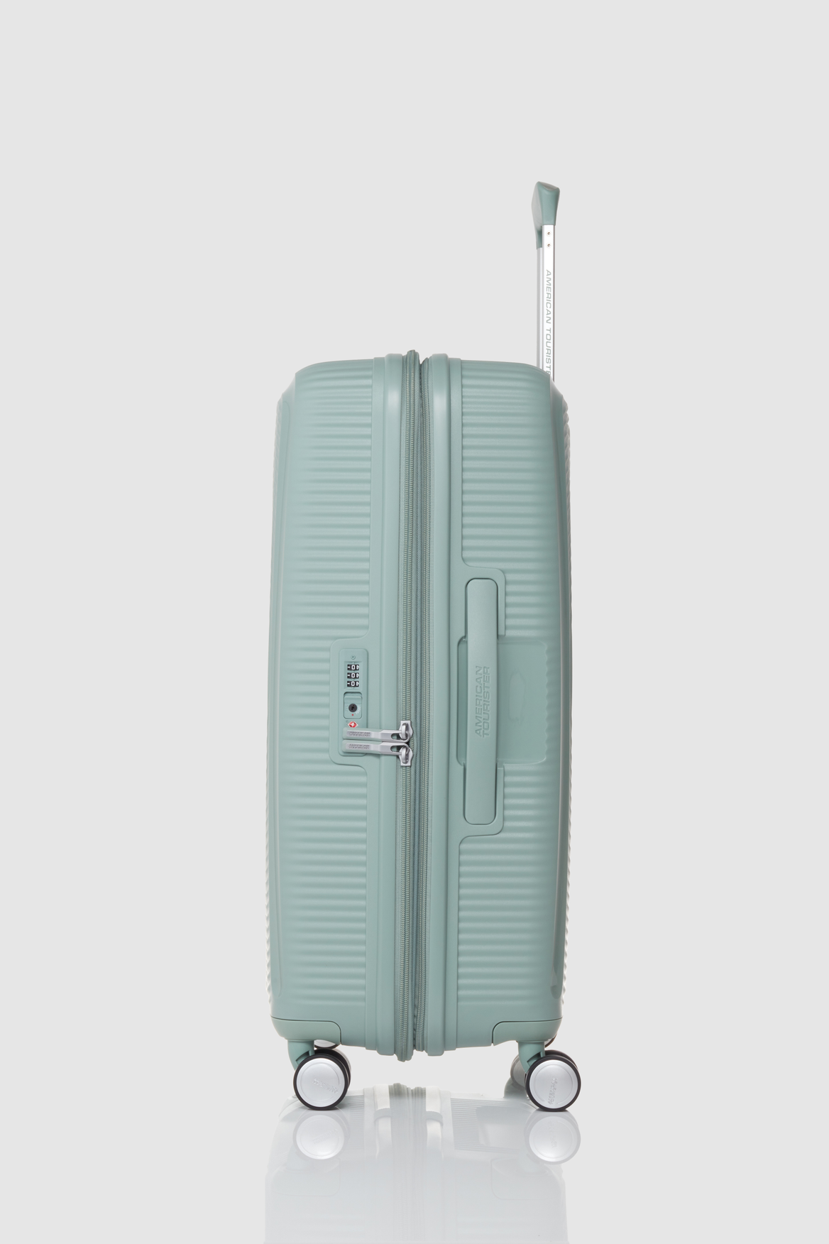 Curio 2 69cm Luggage - Lightweight Expandable Spinner Suitcase with TSA Lock for Travel, Business Trips & Vacations | Durable Hardshell Carry-On & Check-In Bag