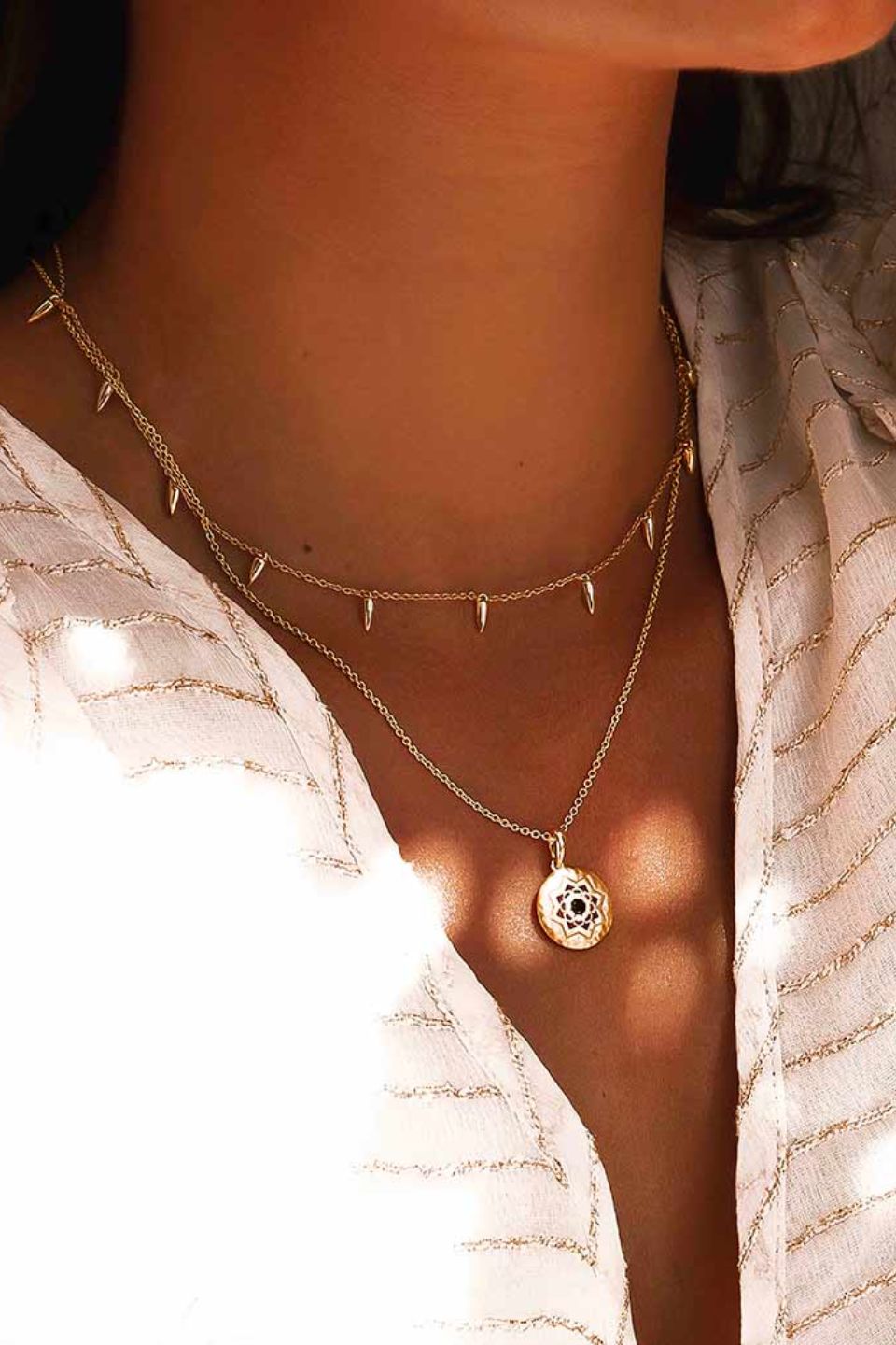 18K Gold Plated Dagger Choker Necklace for Women - Gothic Punk Jewelry for Parties, Halloween & Everyday Fashion