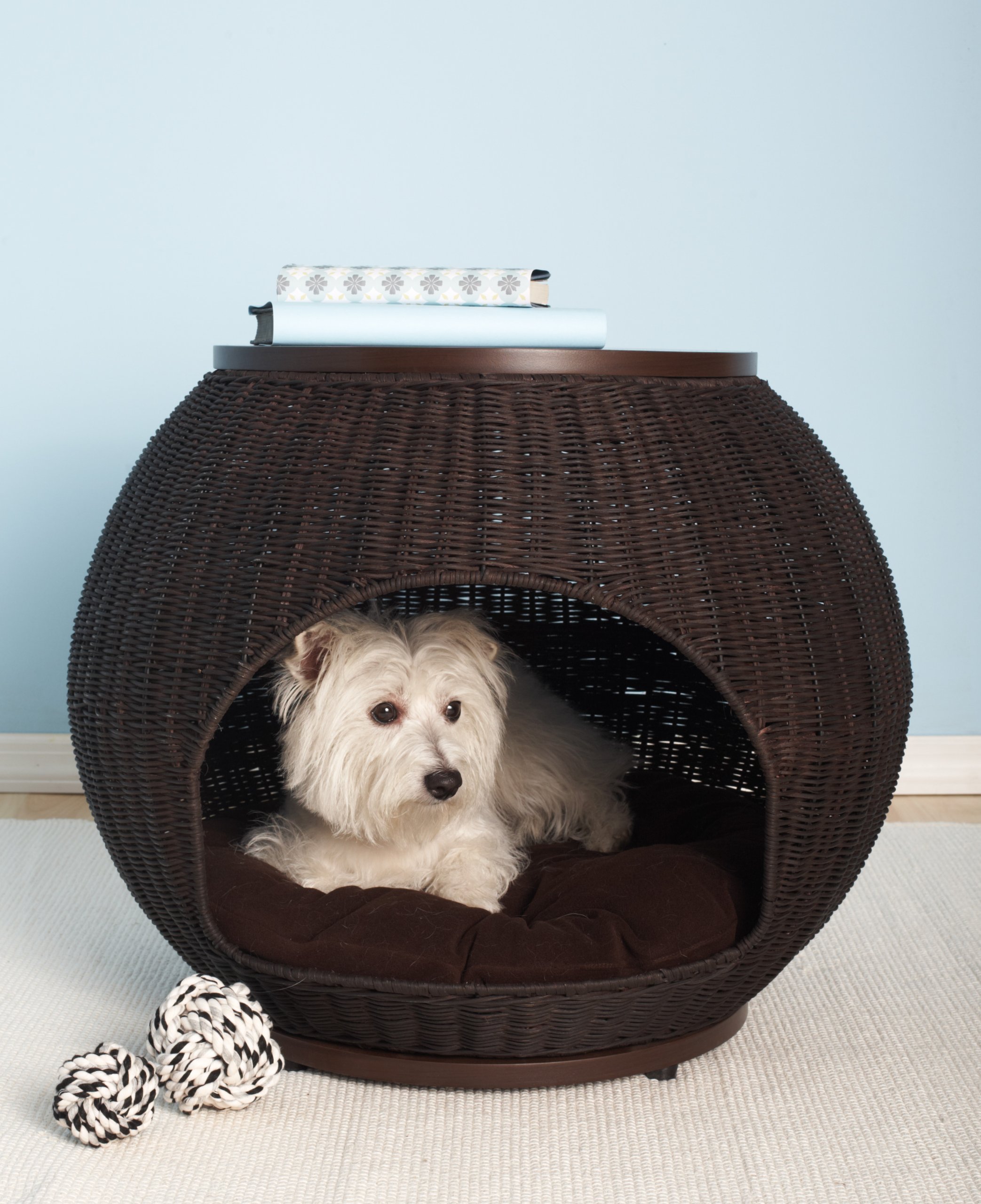 Premium Igloo Deluxe Pet Bed - Waterproof Faux Rattan Dog & Cat Bed with Soft Cushion | Durable Polyester Material for Indoor/Outdoor Use - Perfect for Living Room, Patio or Kennel