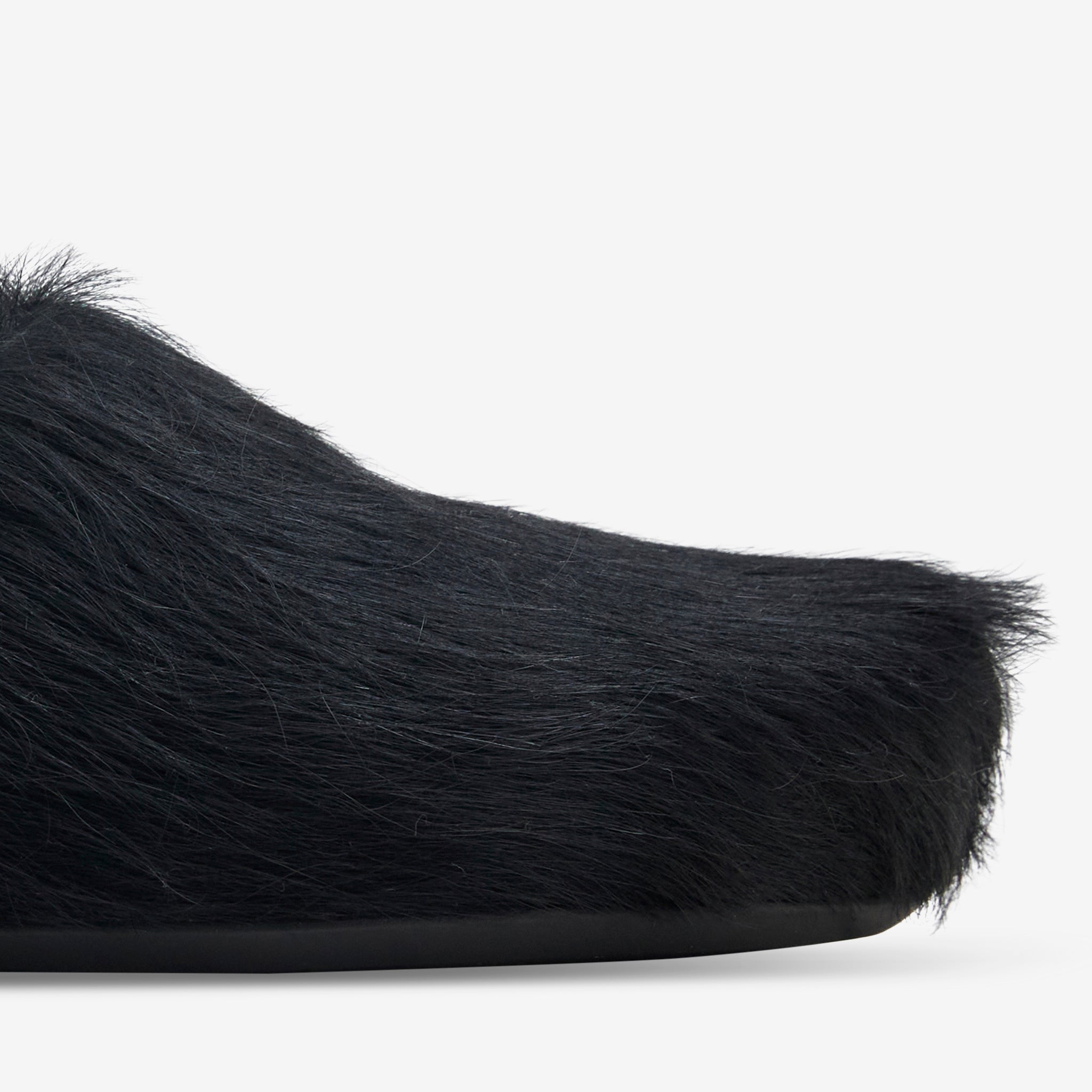 Premium Long Hair Calfskin Fussbett Sabot Slippers - Black | Luxurious Shearling Lined House Shoes for Women | Perfect for Winter Comfort & Home Relaxation