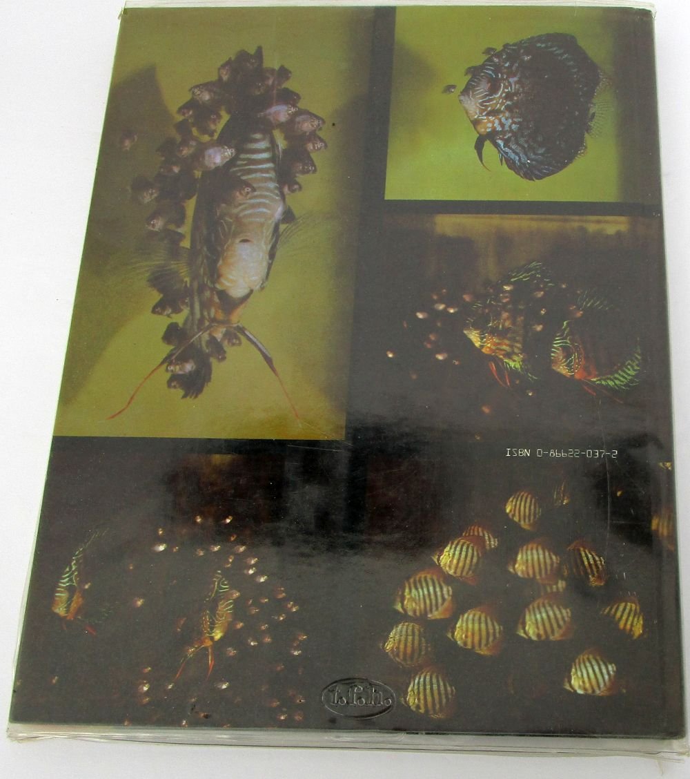 Jack Wattley's Discus Handbook - H1070 Guide for Aquarium Care