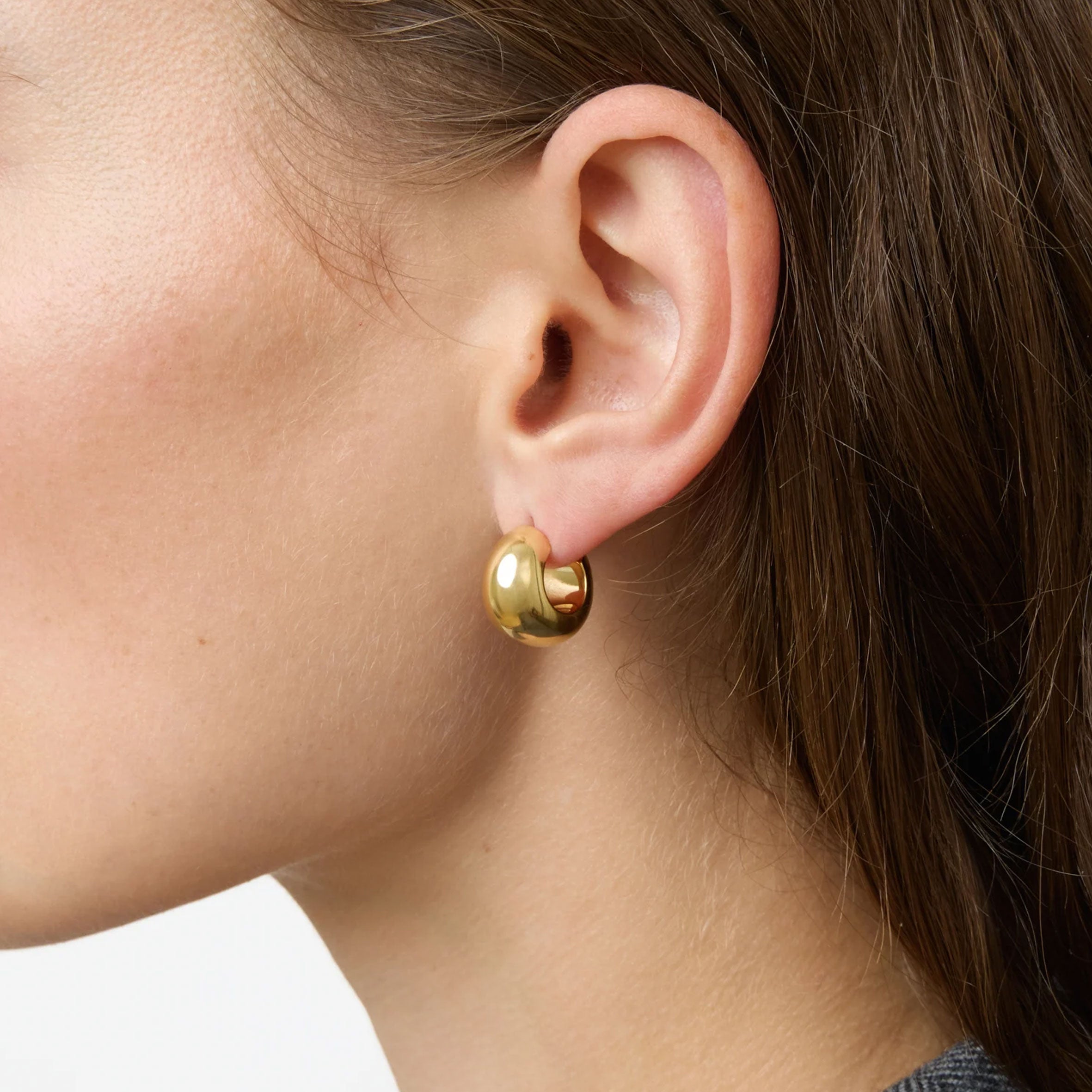 Simone Gold Hoop Earrings for Women - Elegant & Trendy Jewelry Gift for Everyday Wear & Special Occasions