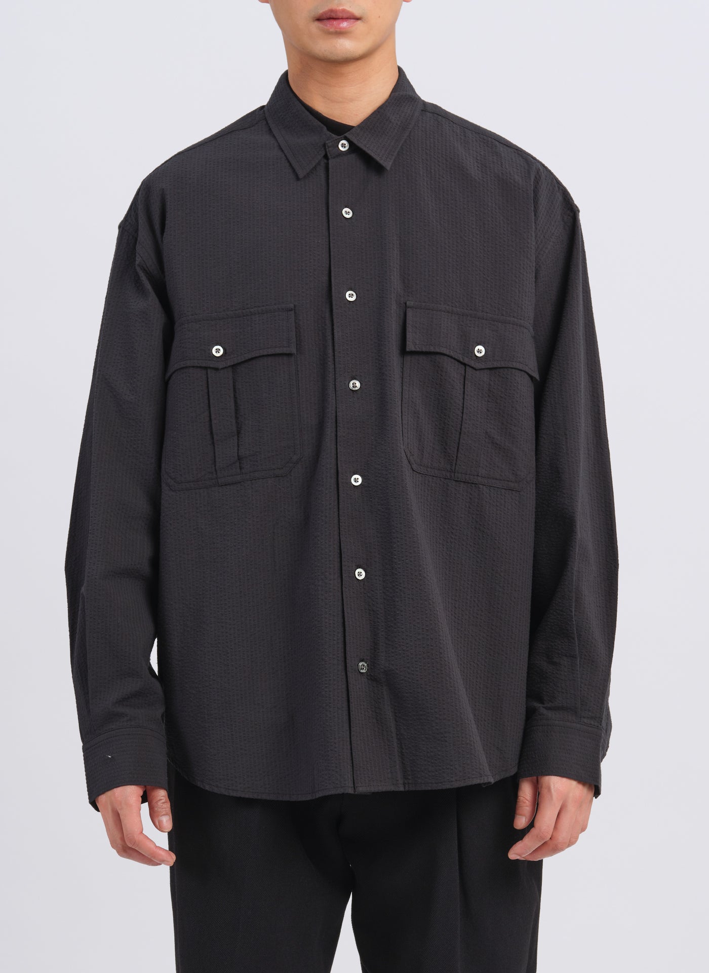 Men's Classic Cotton Seersucker Utility Pocket Shirt - Breathable Summer Casual Button Down for Outdoor Activities & Travel