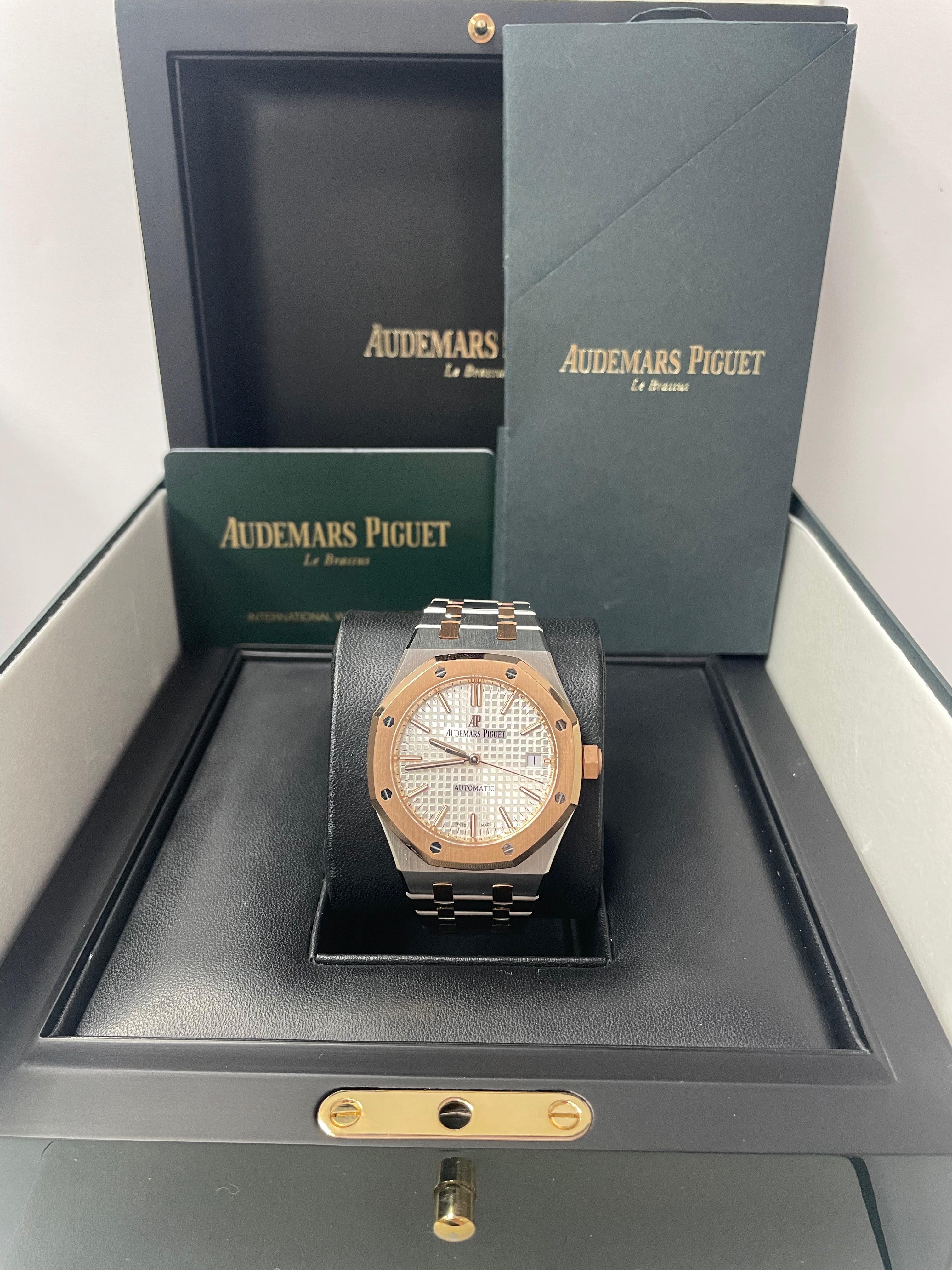 Audemars Piguet Royal Oak 37mm Self-Winding Ladies Watch - Rose Gold & Steel Case, White Dial (Ref#15450SR.OO.1256SR.01) | Luxury Women's Watch for Business, Gala & Special Occasions