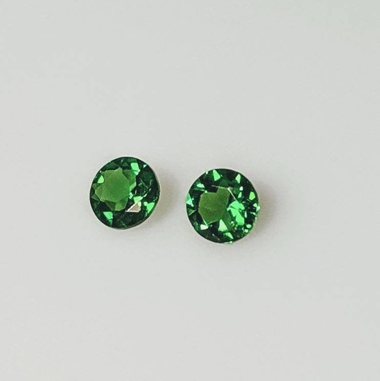 Natural Genuine African Tsavorite Green Garnet 4mm Round Faceted VS Loose Stones - January Birthstone Gem for Jewelry Making, Engagement Rings & Necklace Pendants - Perfect for Birthdays, Anniversaries and Special Gifts