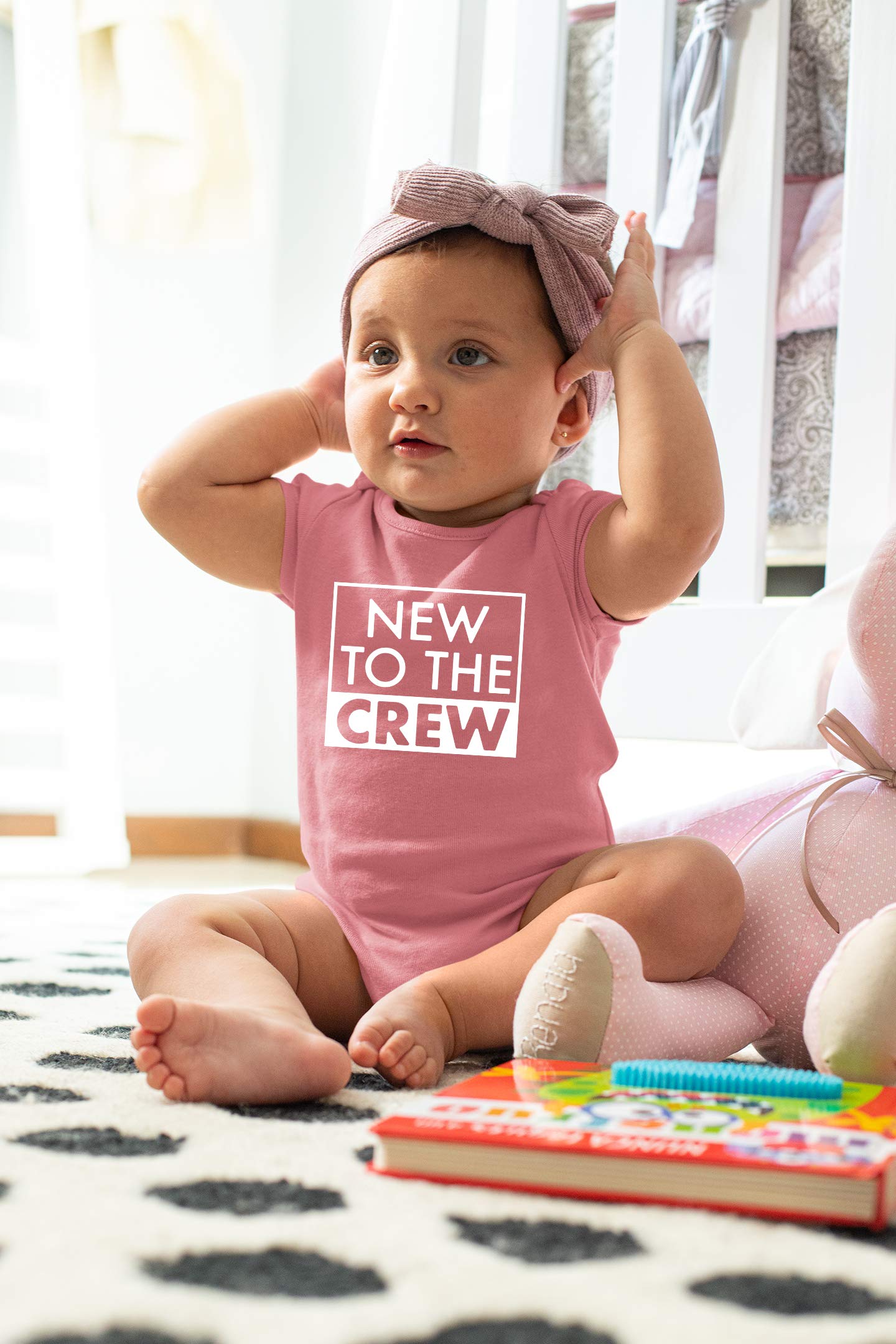 Unisex Newborn Baby Outfit - Cute Toddler Crew Set for Boys & Girls | Perfect Pregnancy Announcement & Baby Shower Gift | Ideal for Photo Shoots, First Outings & Special Occasions