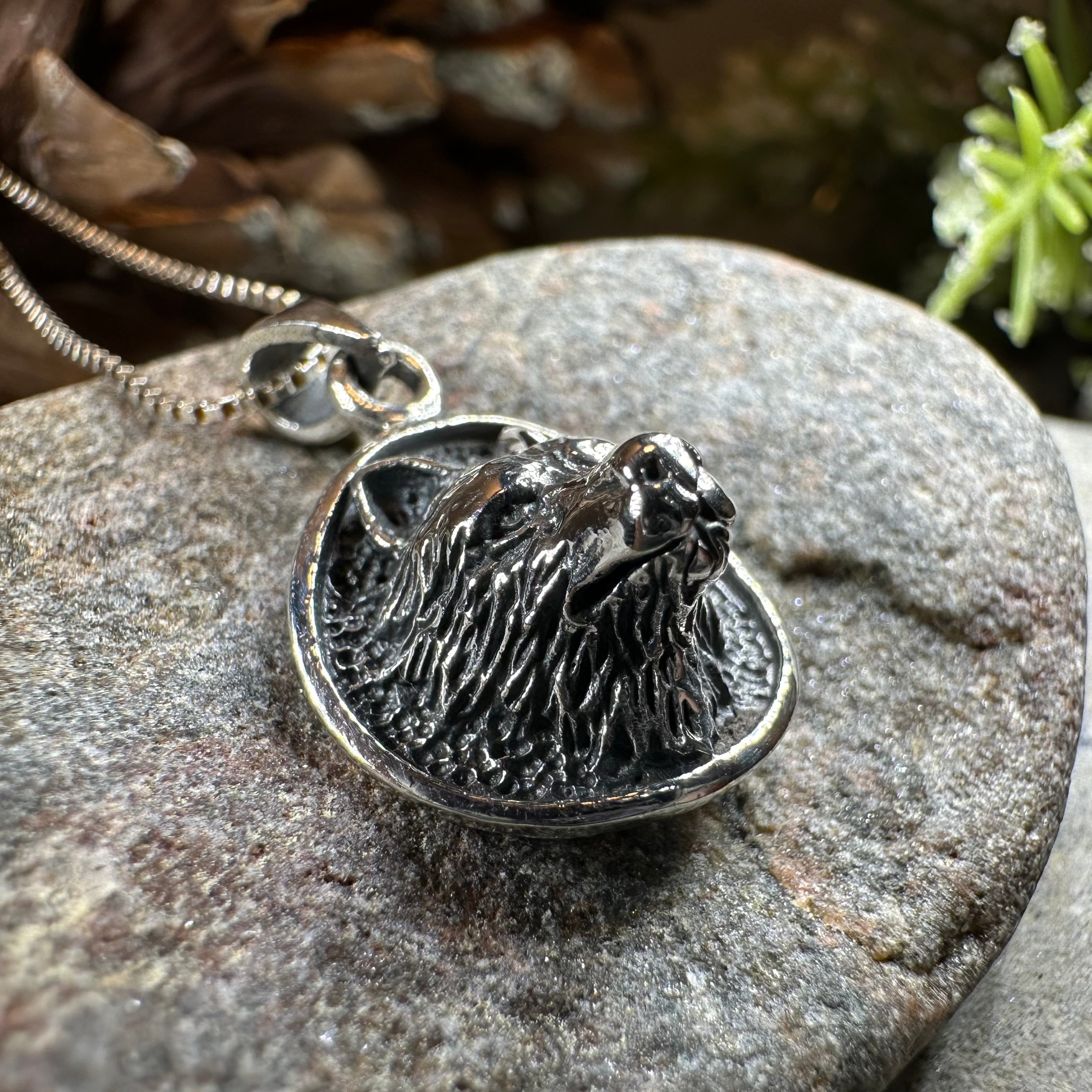 3D Wolf Necklace for Men & Women - Sterling Silver Howling Wolf Pendant - Perfect for Gifts, Outdoor Enthusiasts & Nature Lovers