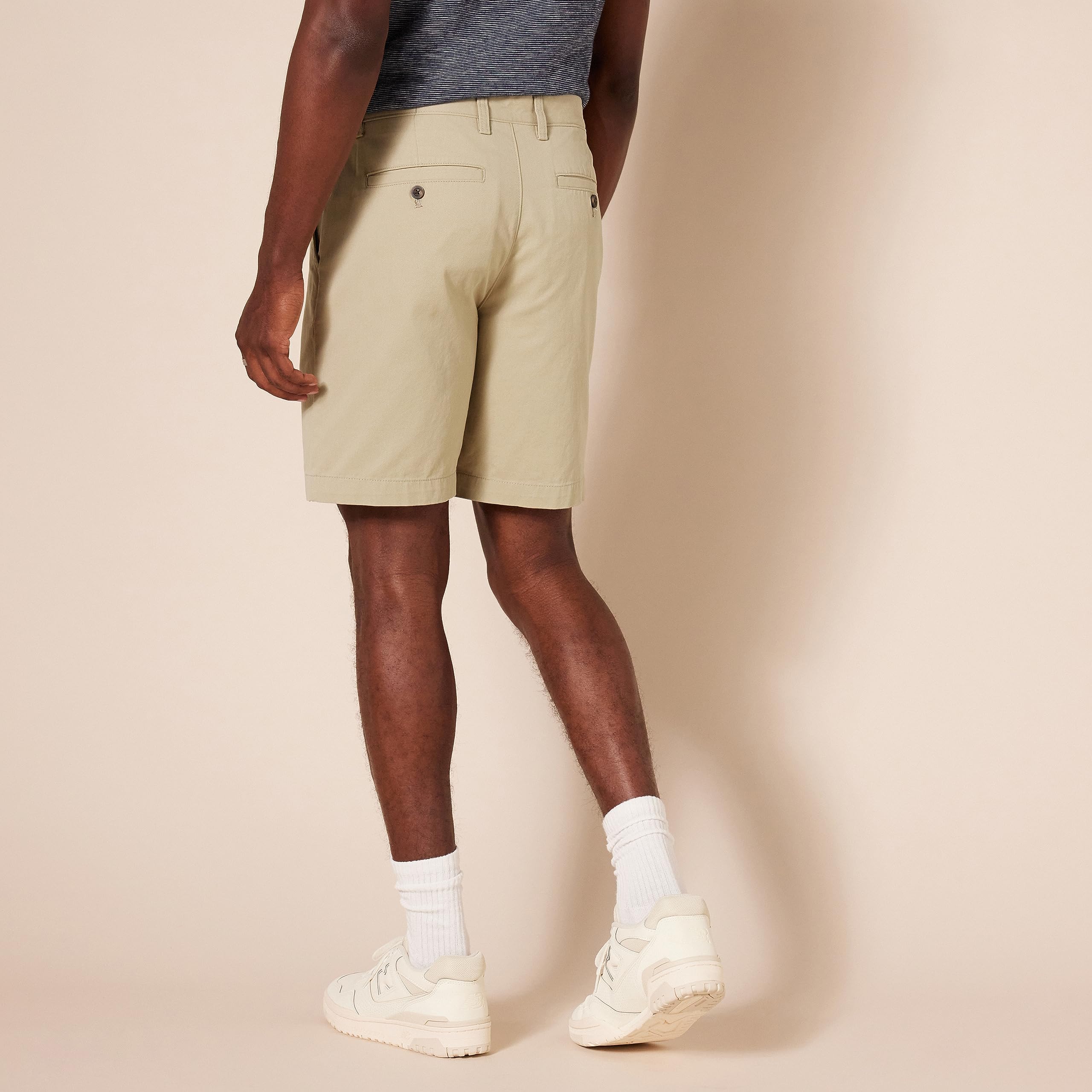Amazon Essentials Men's Slim-Fit 9