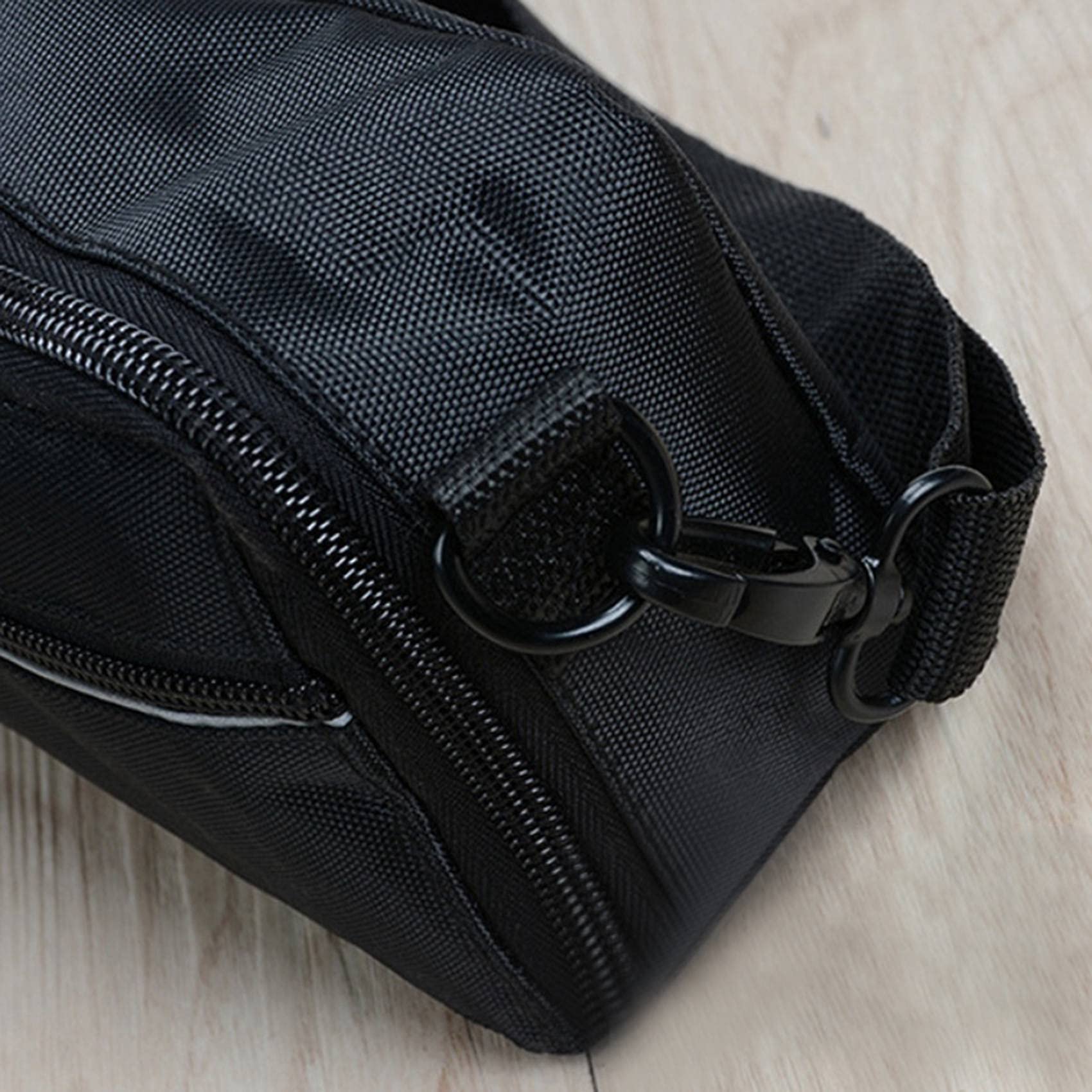 Bzocio 17-Hole Portable Flute Case - Nylon Flute Bag with Carrying Strap, Protective Storage for 17-Hole Flutes - Perfect for Music Practice, School Band & Travel Accessories