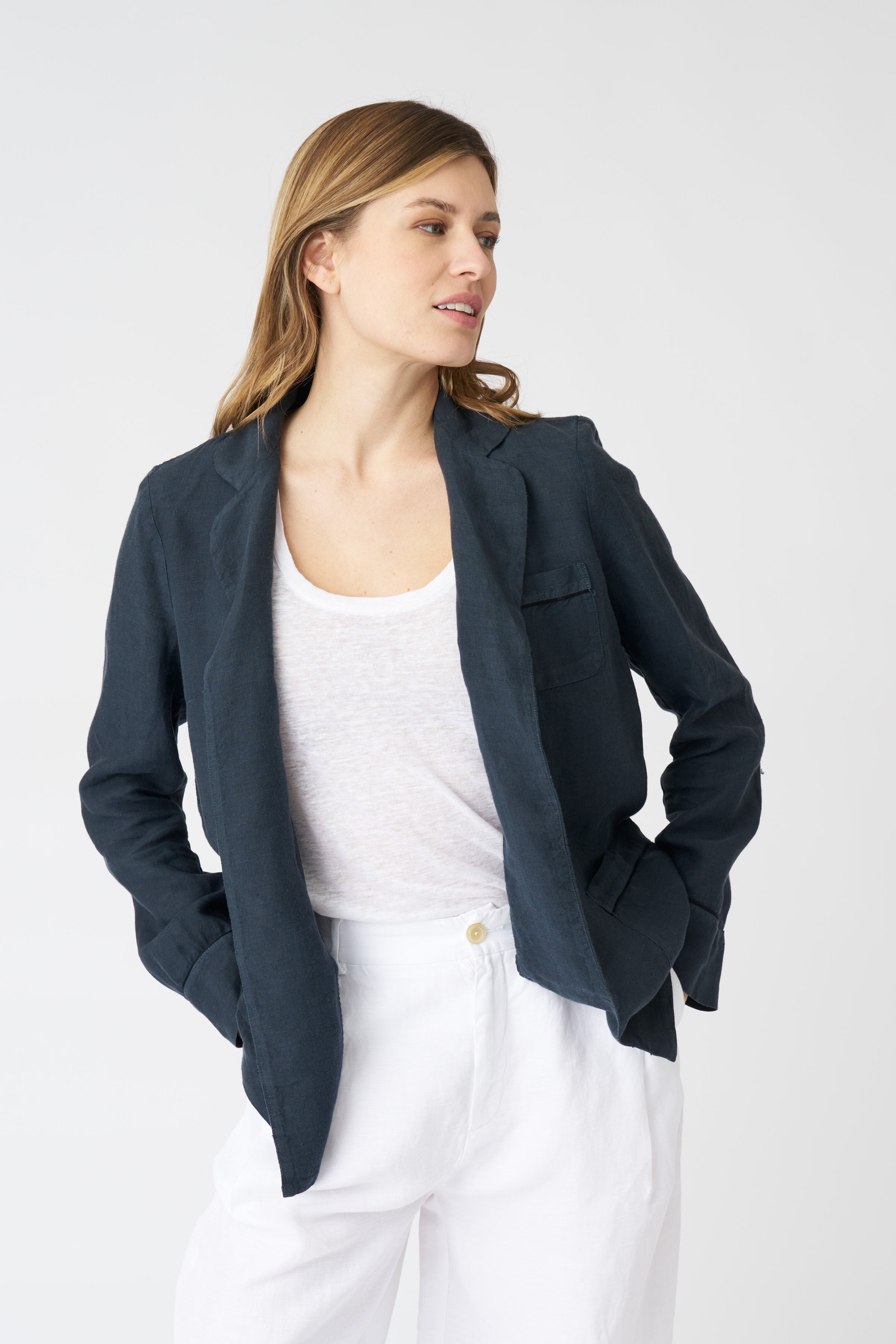 Stylish Relaxed Blazer for Women - Comfortable & Trendy Office Wear | Perfect for Business Casual, Work, and Evening Outfits
