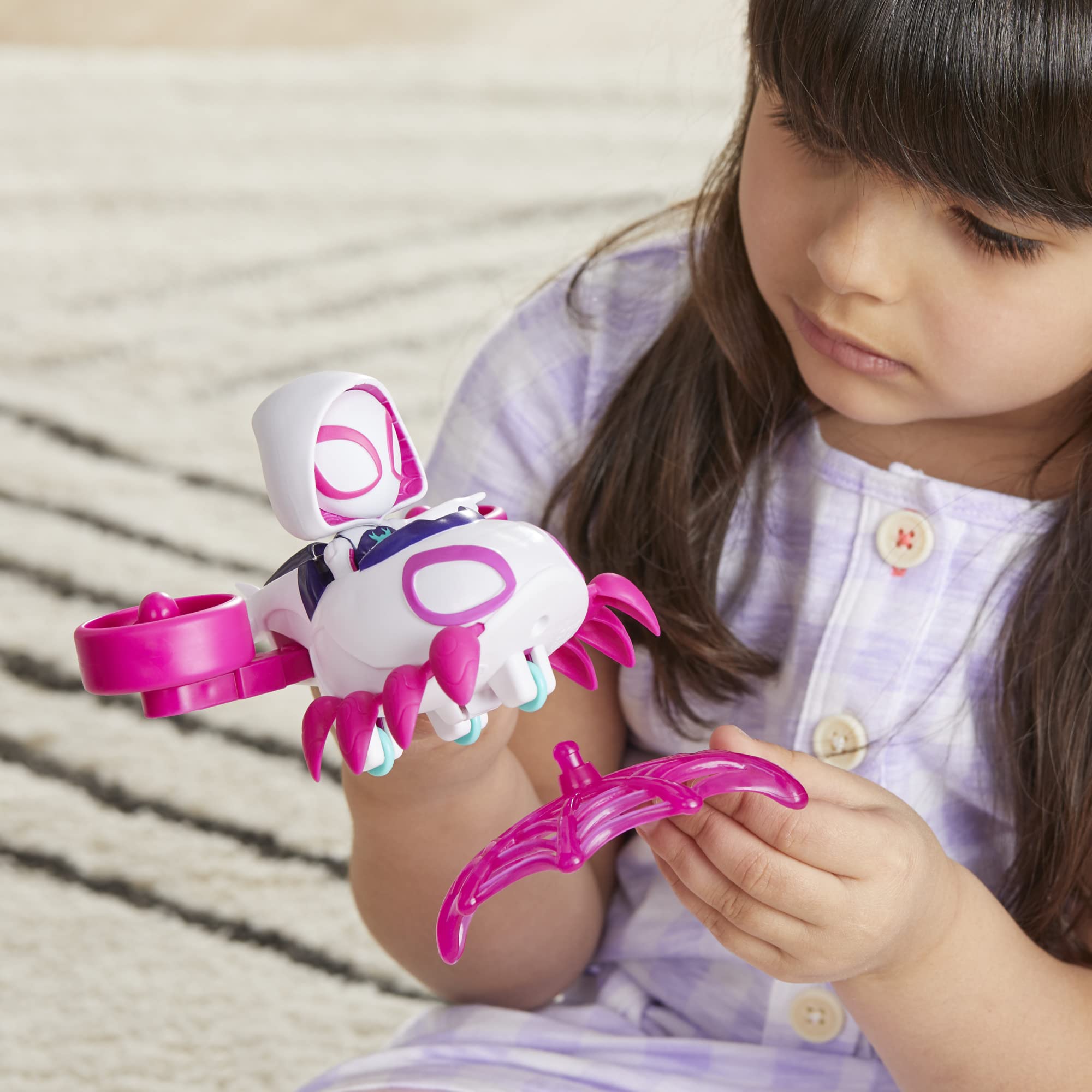 Marvel Ghost-Spider Copter Set - 4-Inch Action Figure with Vehicle & Accessories | Spidey and His Amazing Friends Superhero Toy | Preschool Gift for Kids | Perfect for Role Play, Storytelling & Superhero Adventures