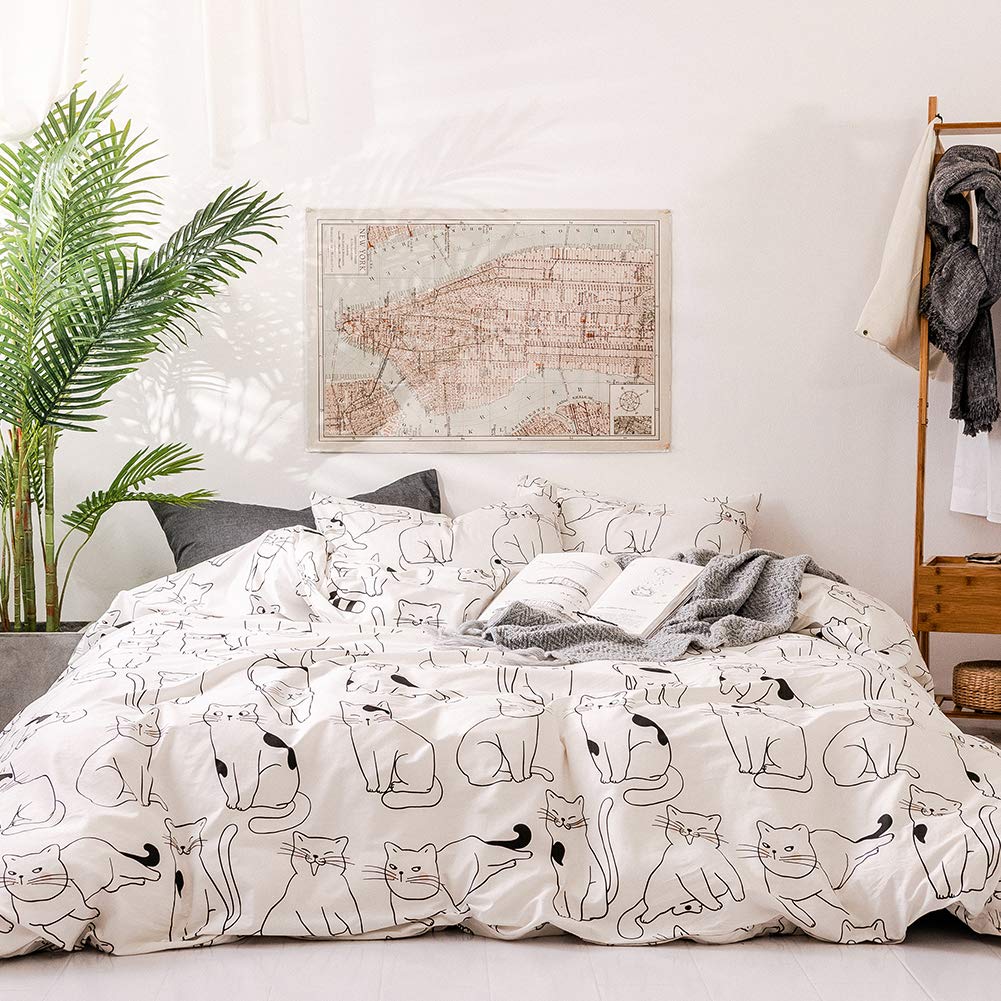 Jolusere 100% Cotton Twin Size Duvet Cover Set - Soft Breathable White Cartoon Cat Print Bedding for Kids (1 Duvet Cover + 1 Pillowcase) | Perfect for Girls & Boys Room Decor, Cozy Sleep & Aesthetic Bedroom Makeover